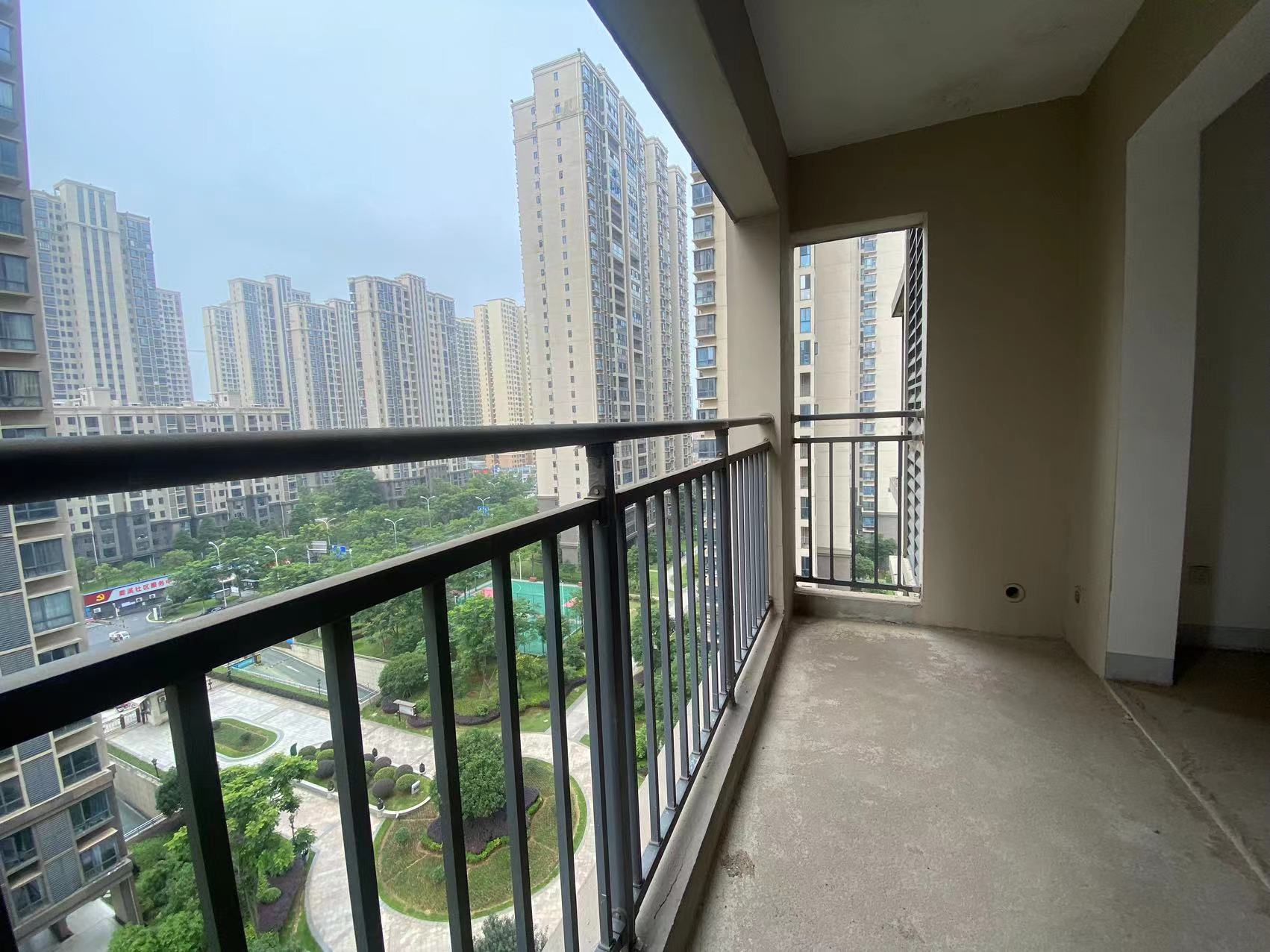 山水洲城华晨第一城 2室2厅1卫 48.0万 山水洲城华晨第一城 2室2厅1卫 48.0万室内图