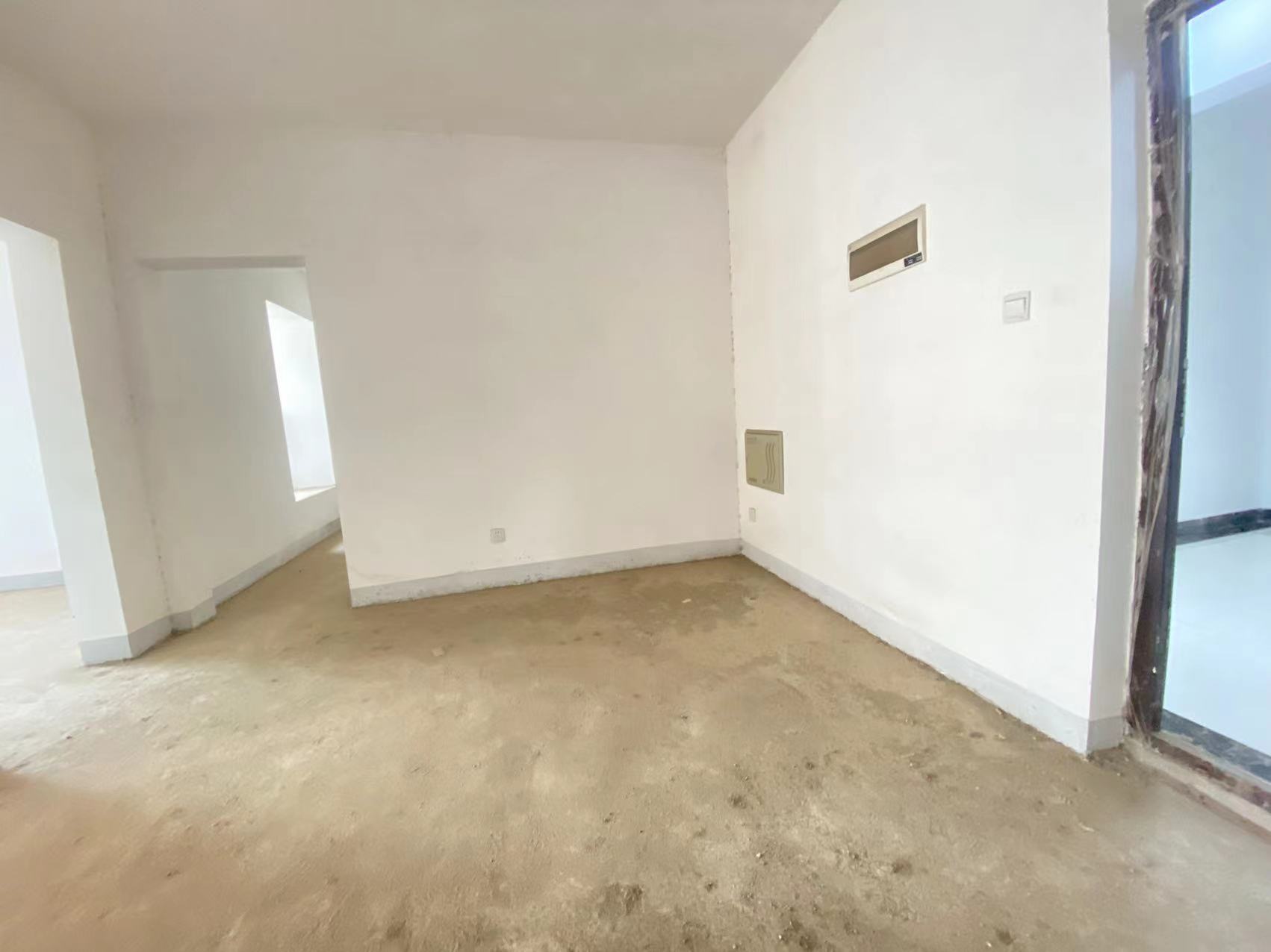 山水洲城华晨第一城 2室2厅1卫 48.0万 山水洲城华晨第一城 2室2厅1卫 48.0万室内图