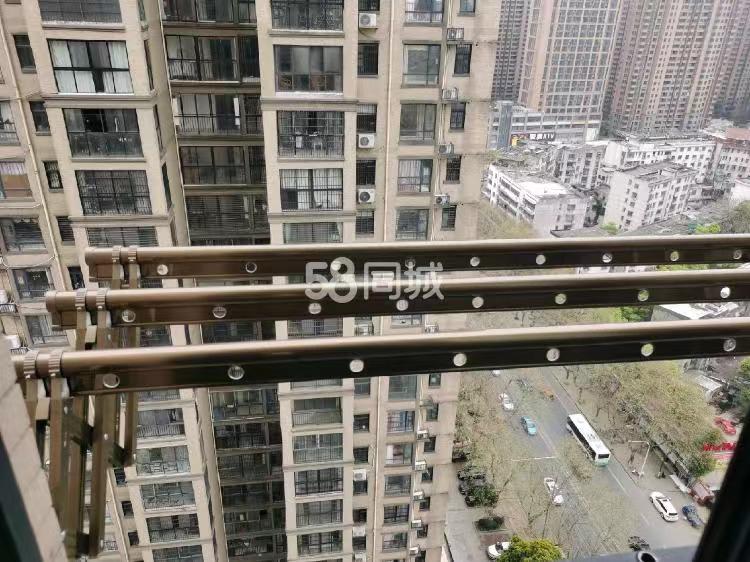 中建岳阳中心  1室1厅1卫   1300.00元/月室内图
