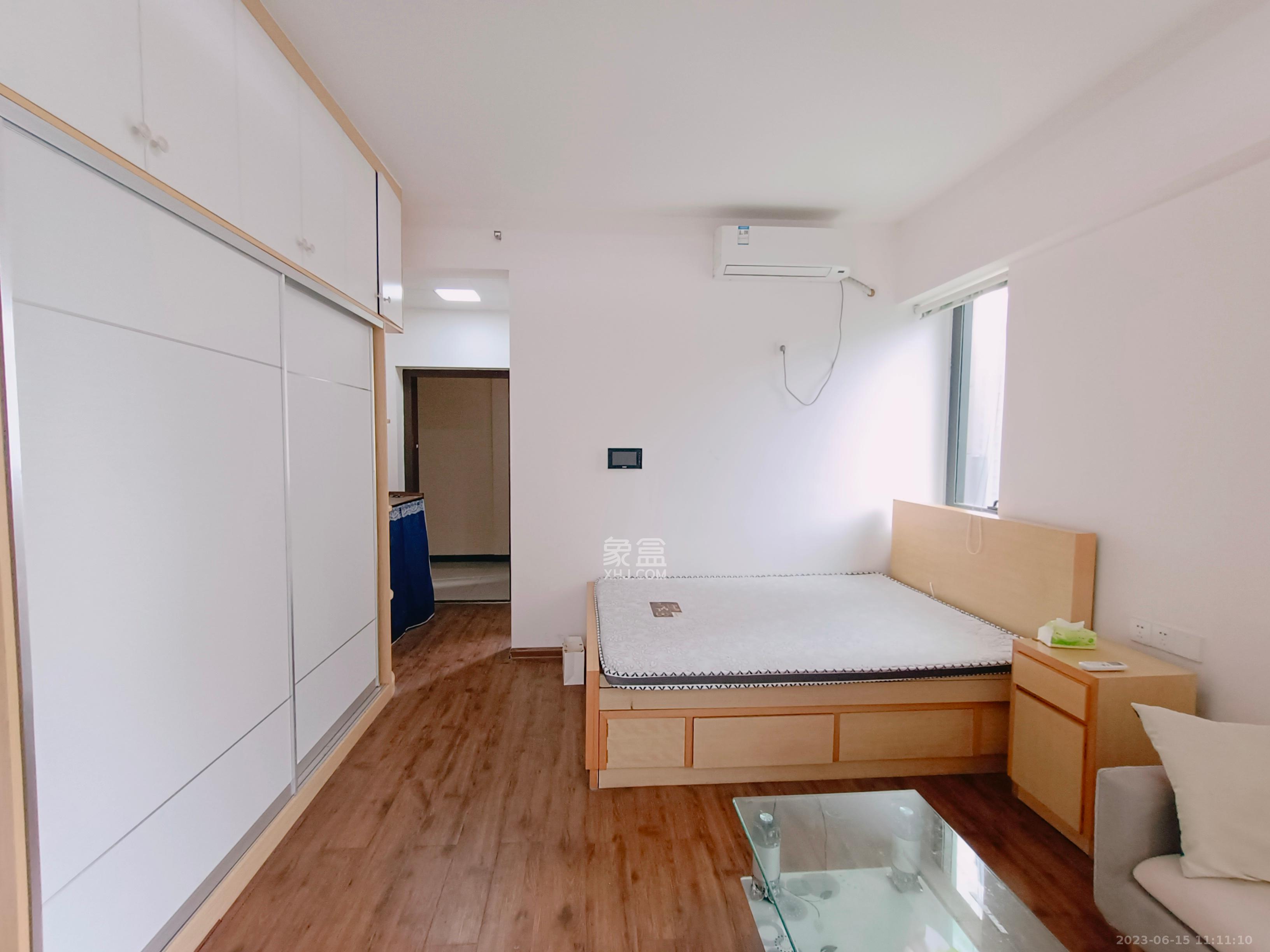 未来漫城  1室1厅1卫   1600.00元/月室内图
