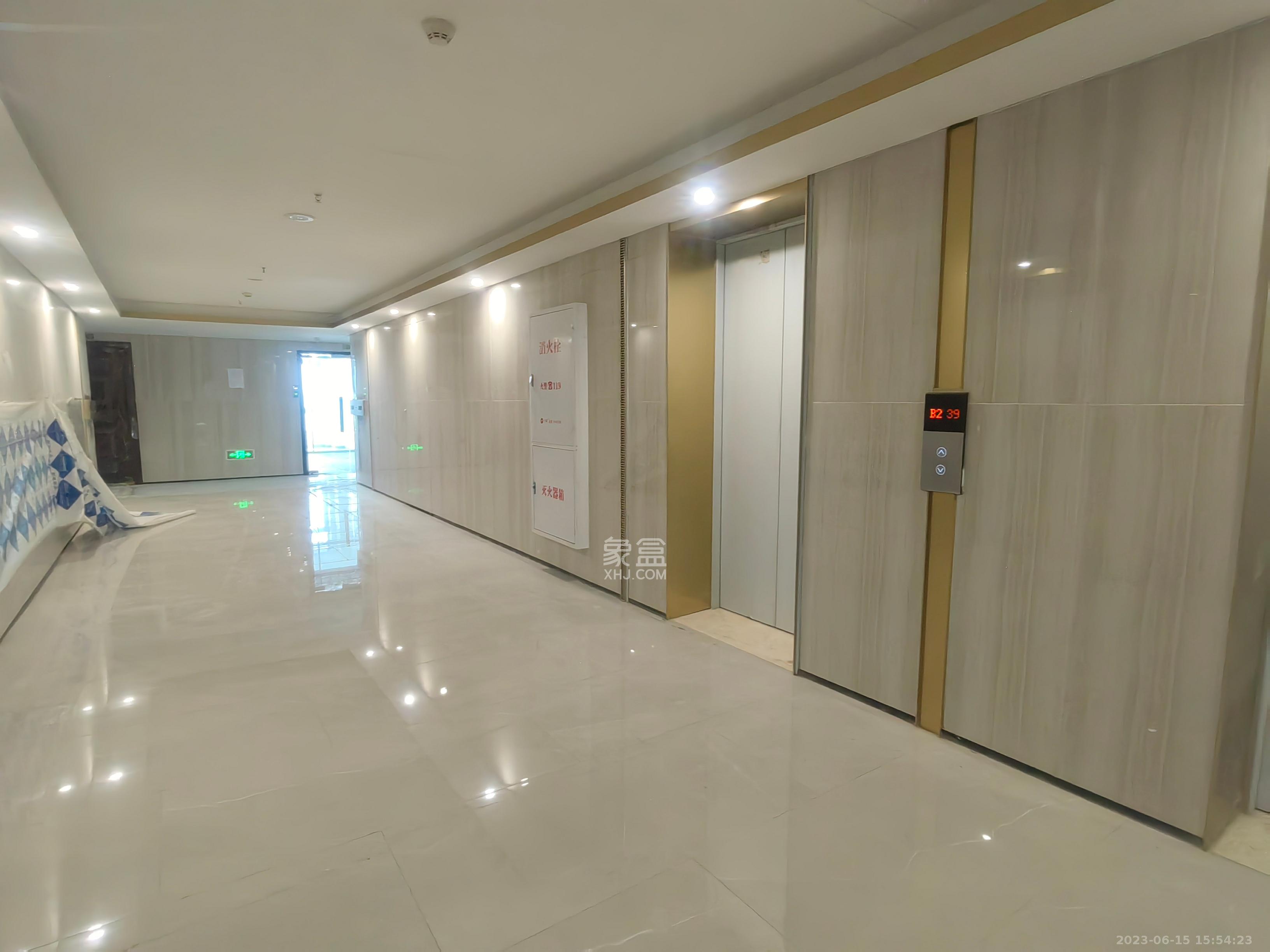 保利天禧EF区  2室1厅1卫   3500.00元/月室内图1