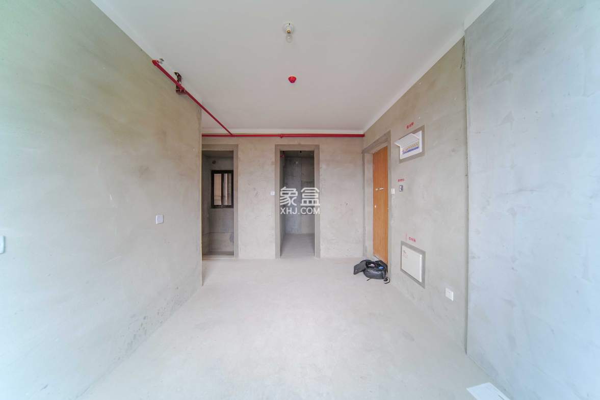 融创融公馆(融创臻苑) 2室2厅1卫 39.0万 融创融公馆(融创臻苑) 2室2厅1卫 39.0万客厅