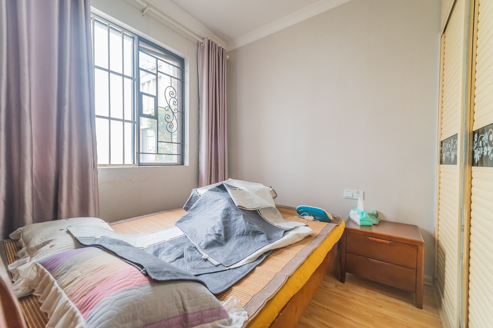 印山蓝色海岸 2室2厅1卫 55.8万 印山蓝色海岸 2室2厅1卫 55.8万卧室