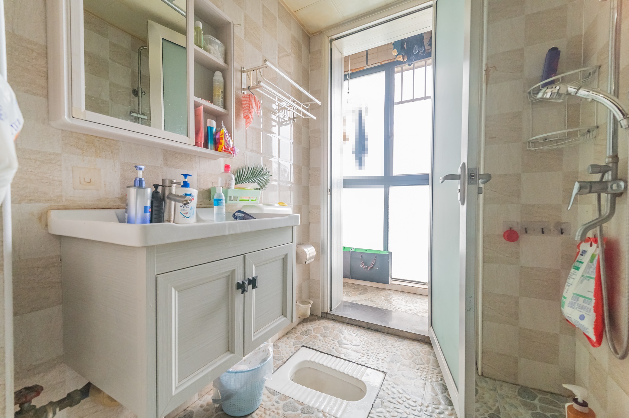 印山蓝色海岸 2室2厅1卫 55.8万 印山蓝色海岸 2室2厅1卫 55.8万卫生间