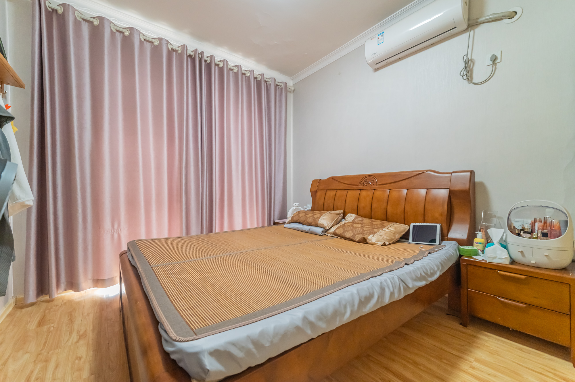 印山蓝色海岸 2室2厅1卫 55.8万 印山蓝色海岸 2室2厅1卫 55.8万卧室