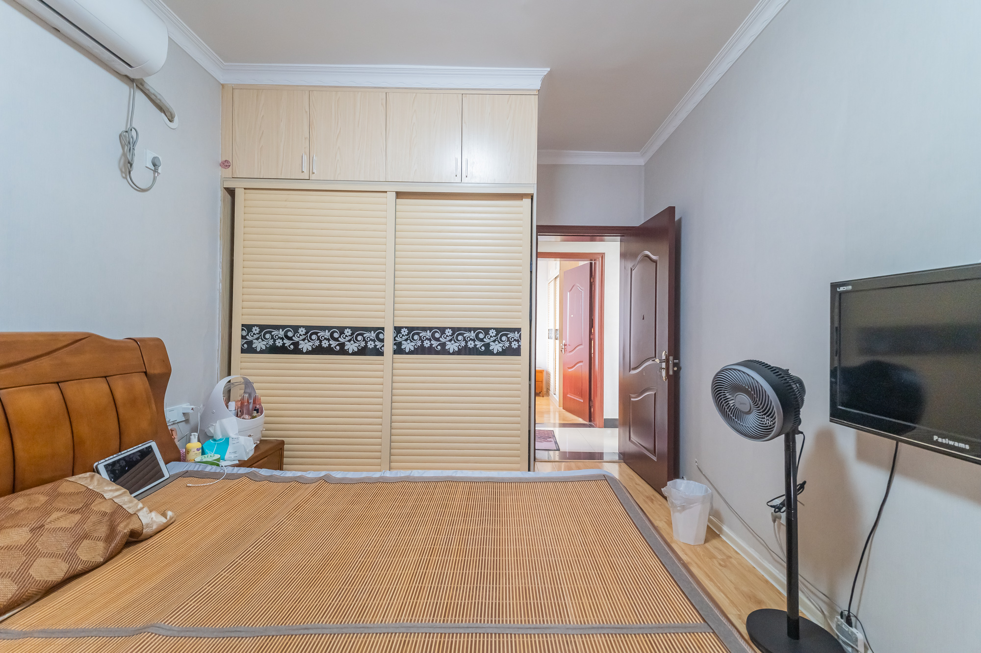 印山蓝色海岸 2室2厅1卫 55.8万 印山蓝色海岸 2室2厅1卫 55.8万卧室