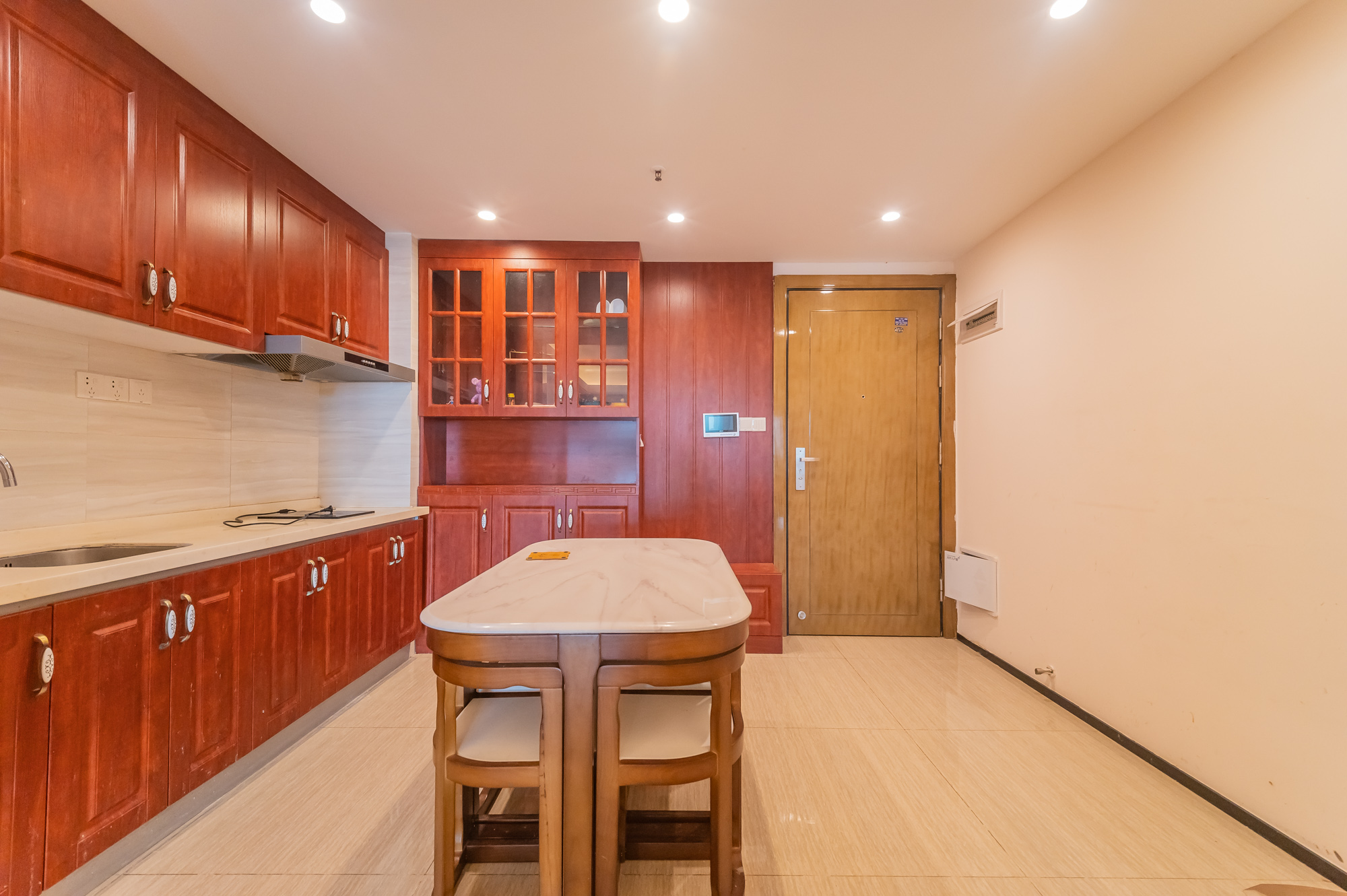 恒大翡翠华庭 2室2厅1卫 76.0万 恒大翡翠华庭 2室2厅1卫 76.0万客厅