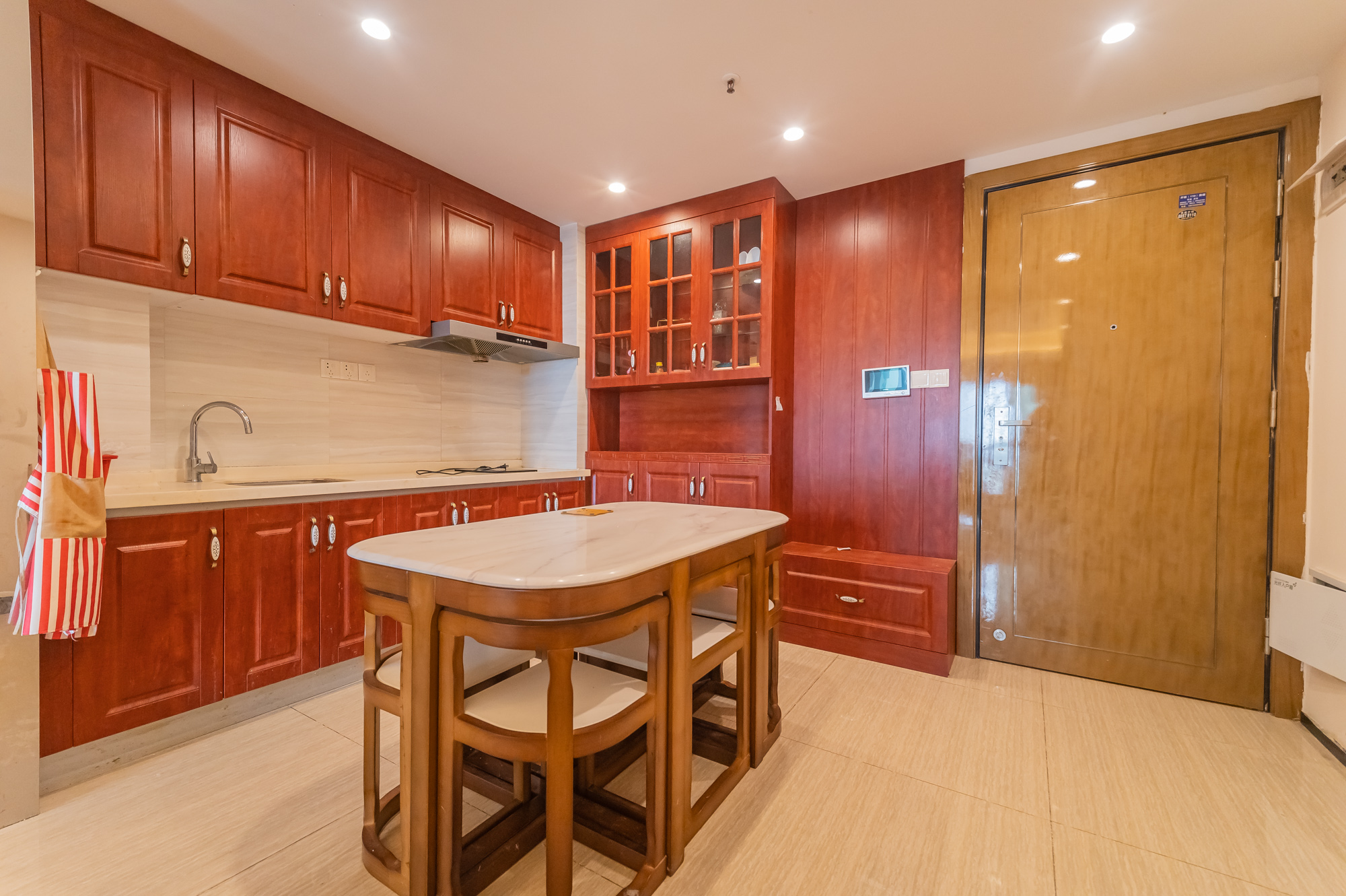 恒大翡翠华庭 2室2厅1卫 76.0万 恒大翡翠华庭 2室2厅1卫 76.0万客厅