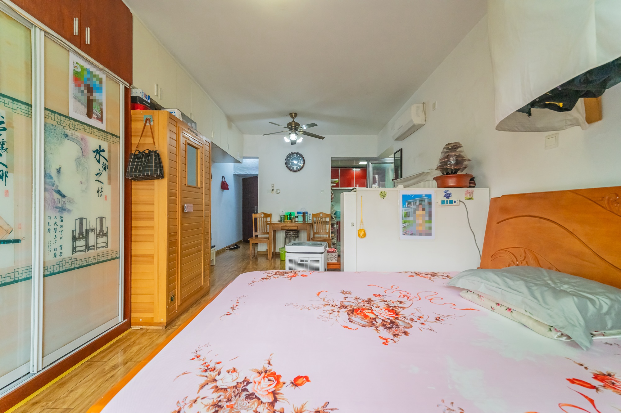 蓝山郡  1室1厅1卫    35.0万卧室