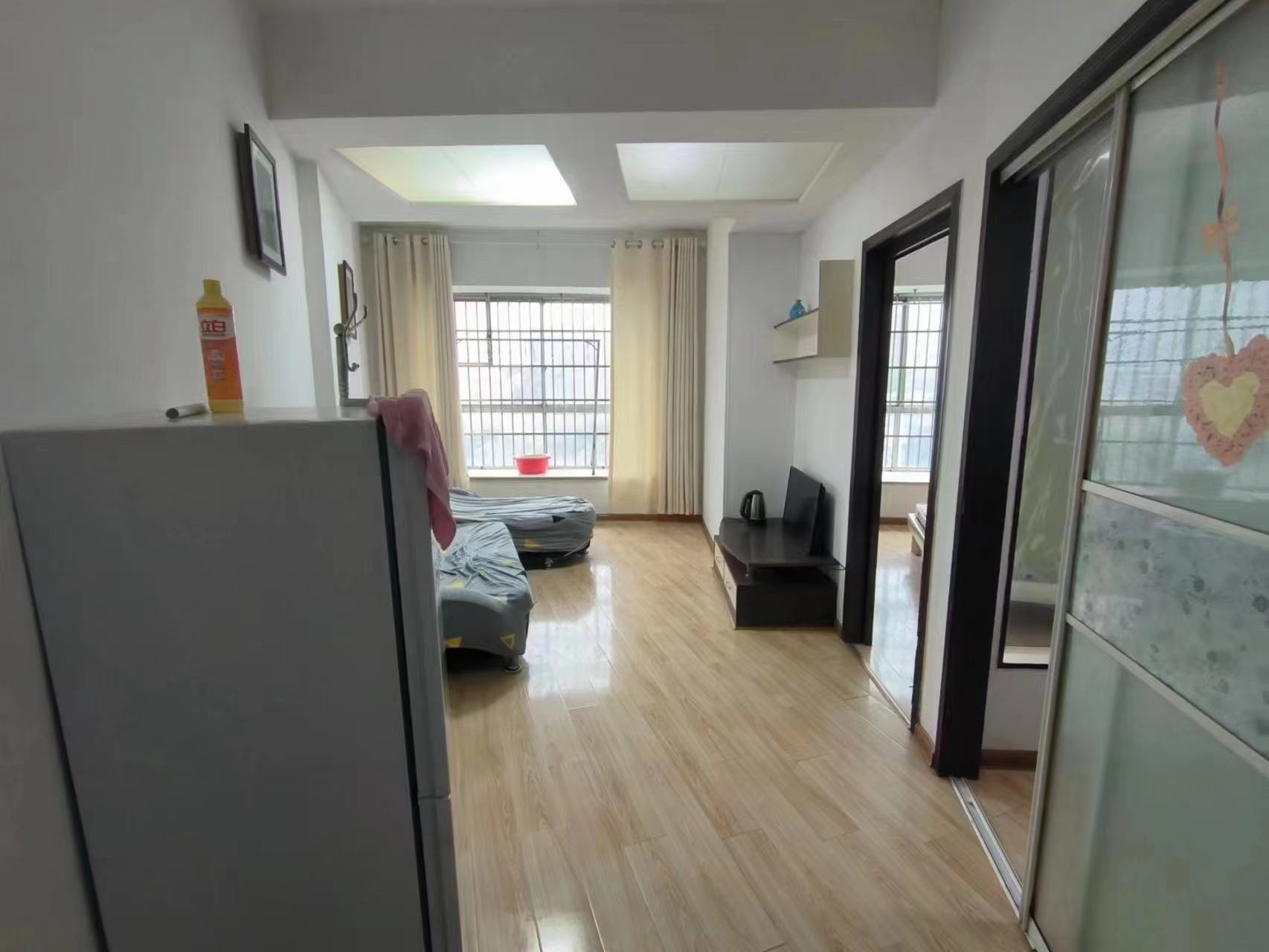 旺和大厦 1室1厅1卫 15.00万 旺和大厦 1室1厅1卫 15.00万室内图