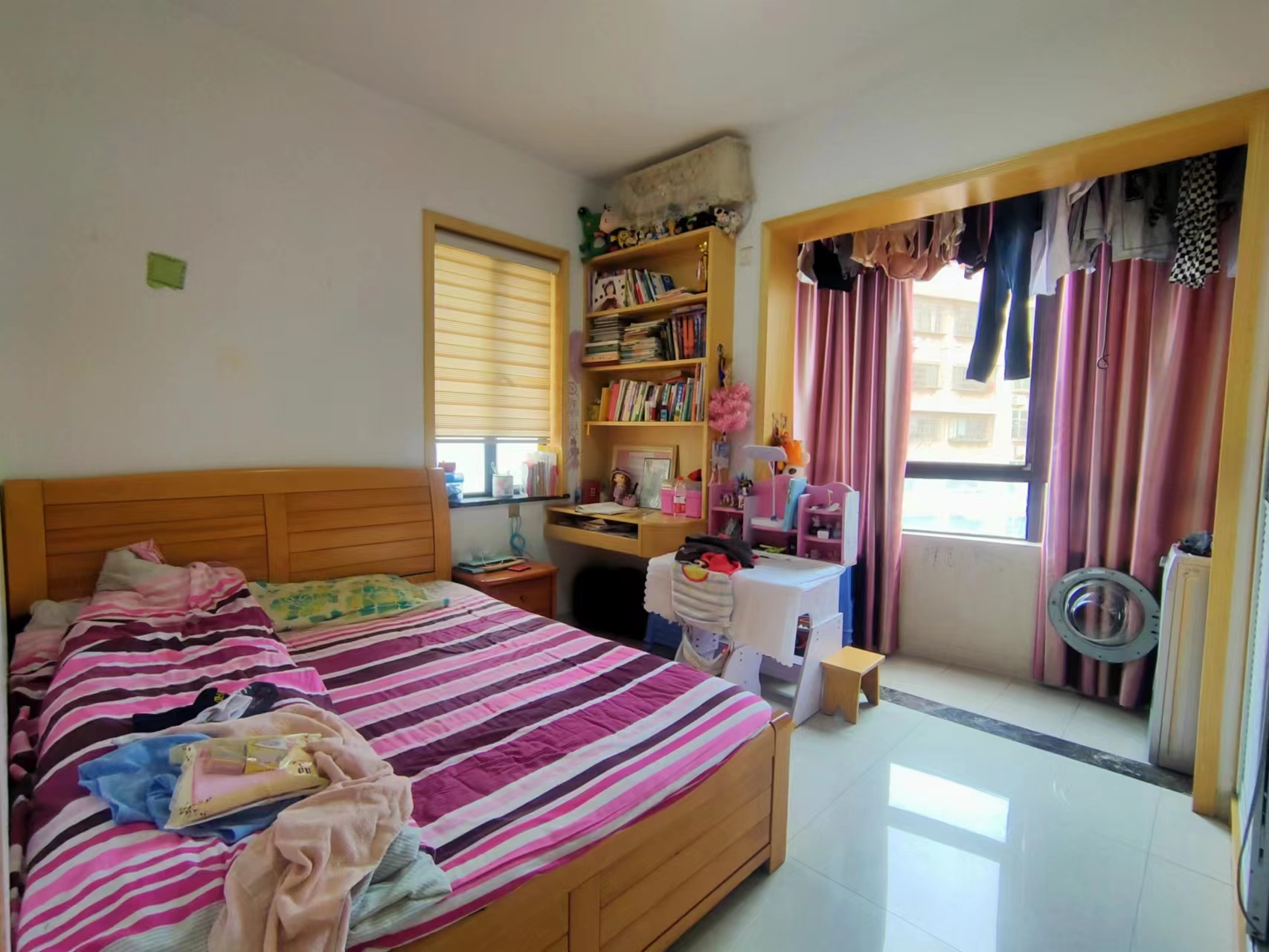 曼哈顿花园 3室2厅2卫 80.00万 曼哈顿花园 3室2厅2卫 80.00万室内图