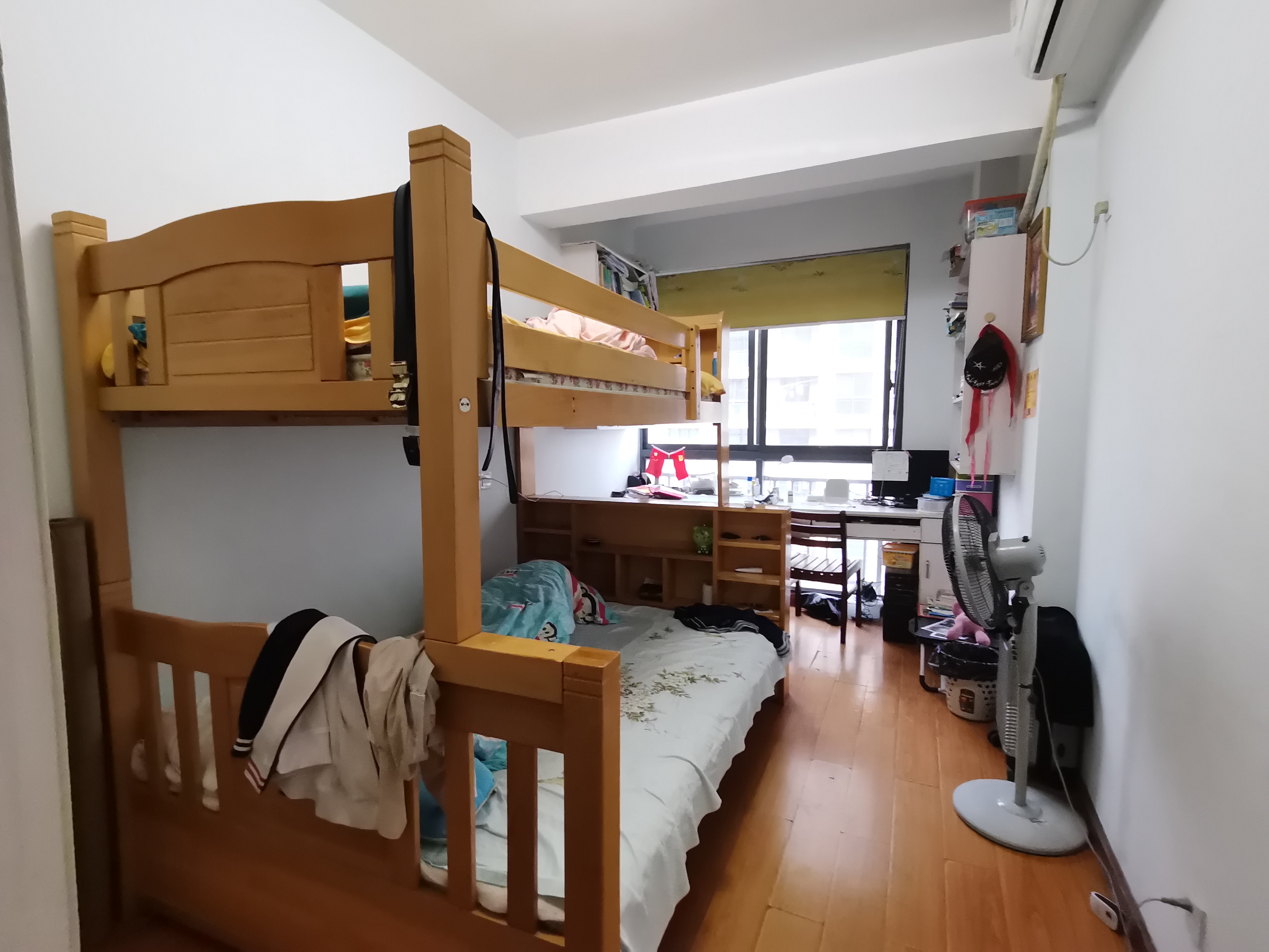 滨江花园  3室2厅2卫    88.2万 滨江花园  3室2厅2卫    88.2万室内图