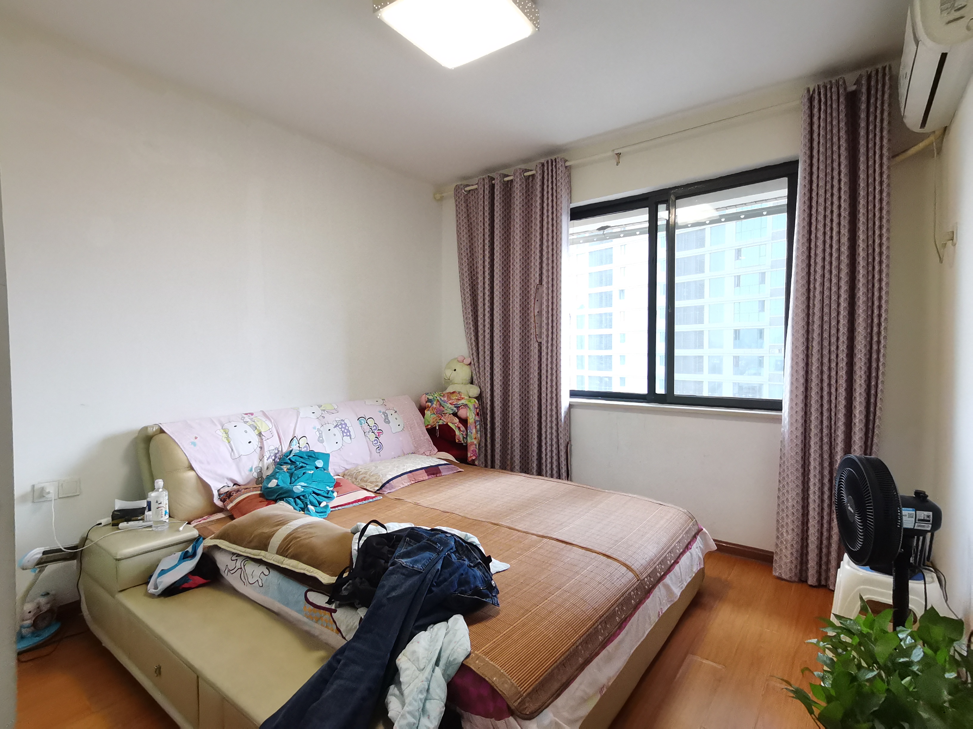 滨江花园  3室2厅2卫    88.2万 滨江花园  3室2厅2卫    88.2万室内图