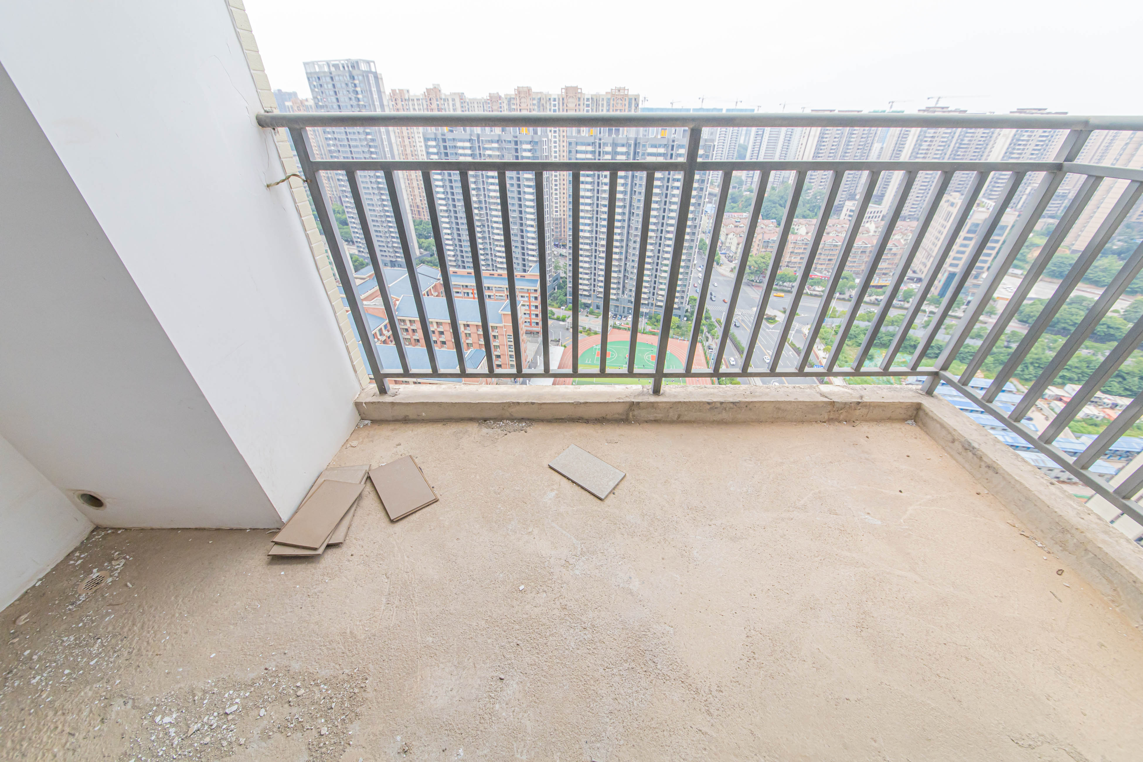 丽水熙园  3室2厅1卫   106.00万阳台
