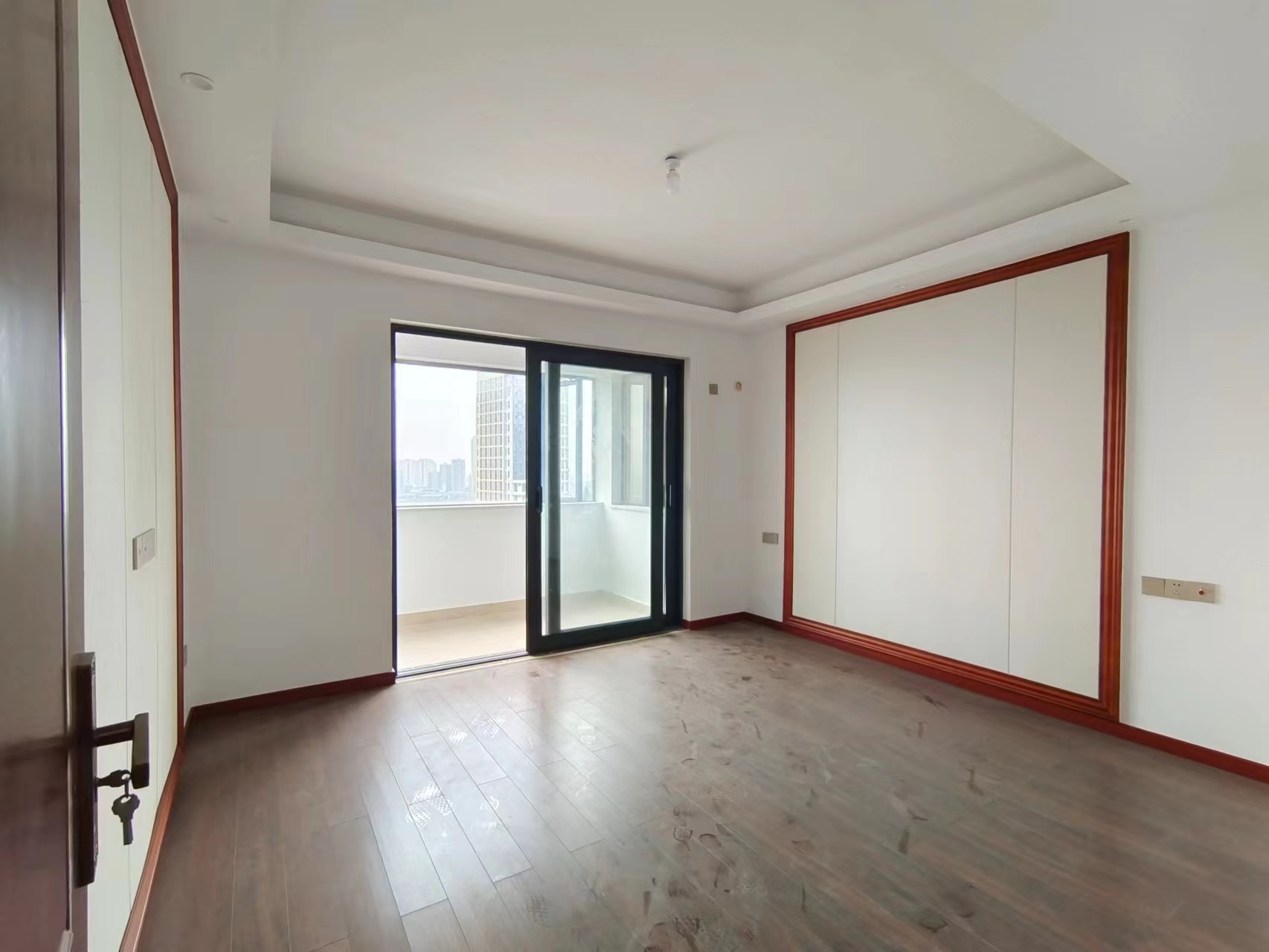 壹品熙园  5室2厅2卫    85.0万 壹品熙园  5室2厅2卫    85.0万室内图