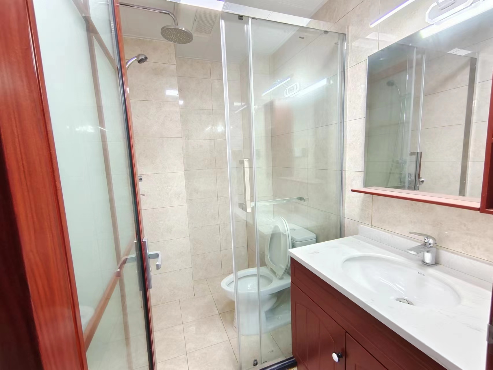 壹品熙园  5室2厅2卫    85.0万 壹品熙园  5室2厅2卫    85.0万室内图