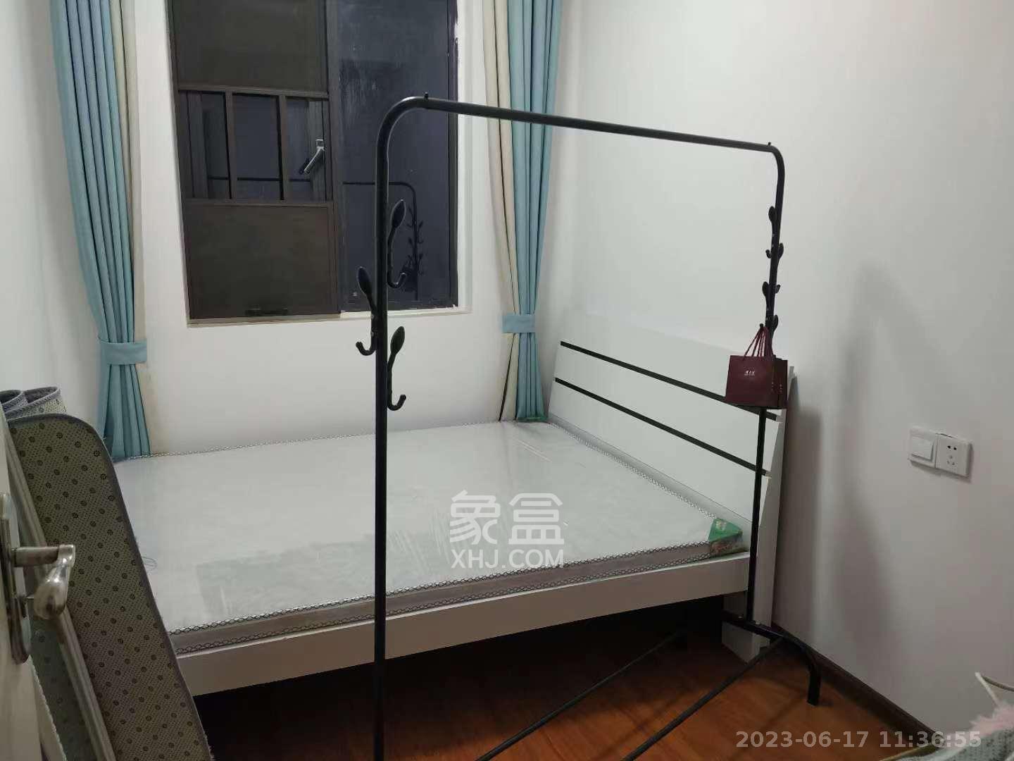 勤诚达境界城  4室2厅2卫   2200.00元/月室内图