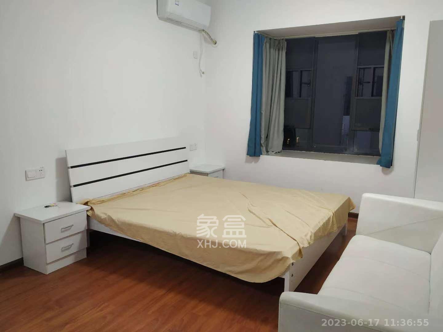 勤诚达境界城  4室2厅2卫   2200.00元/月室内图