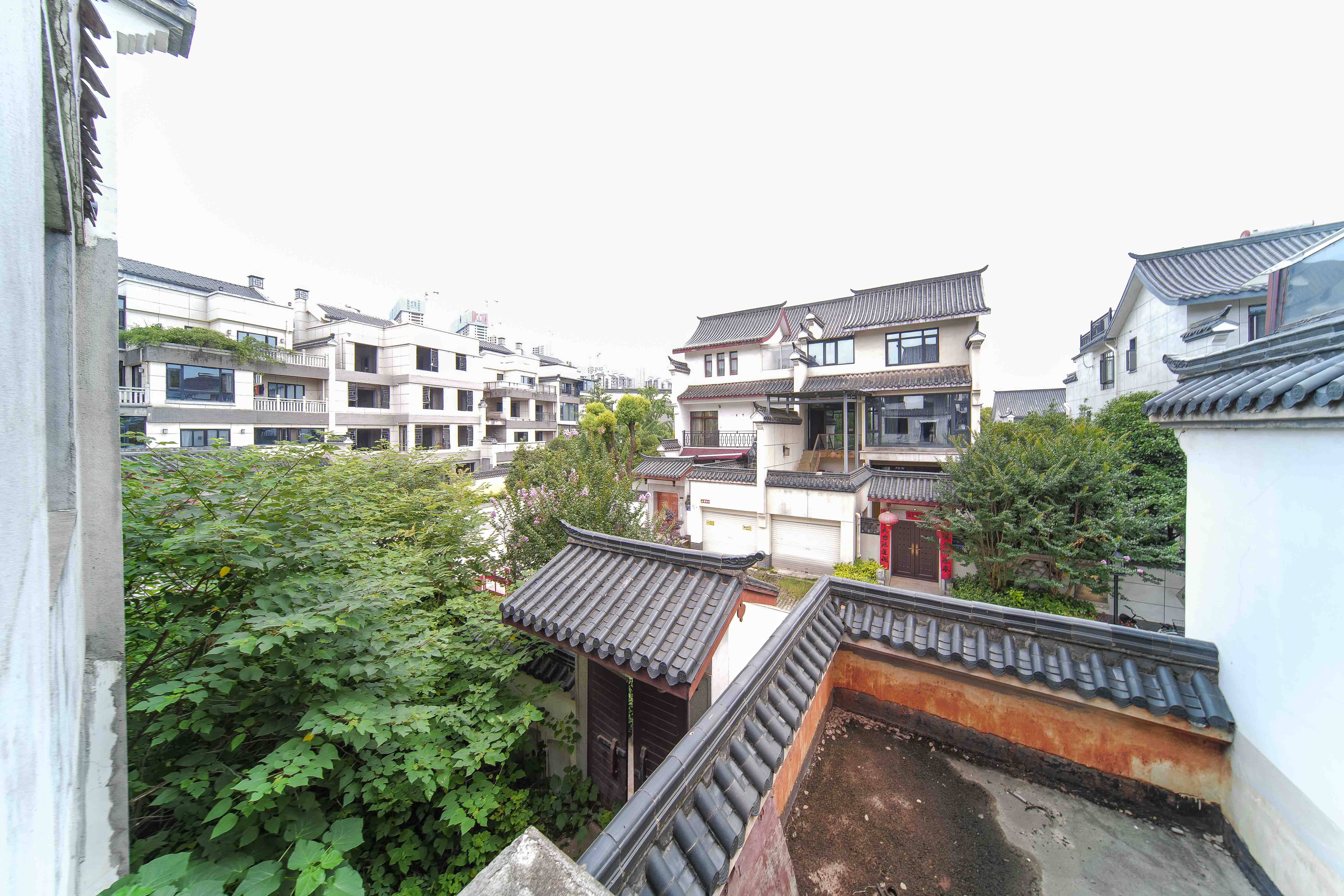汀湘十里  10室4厅4卫   645.00万其他