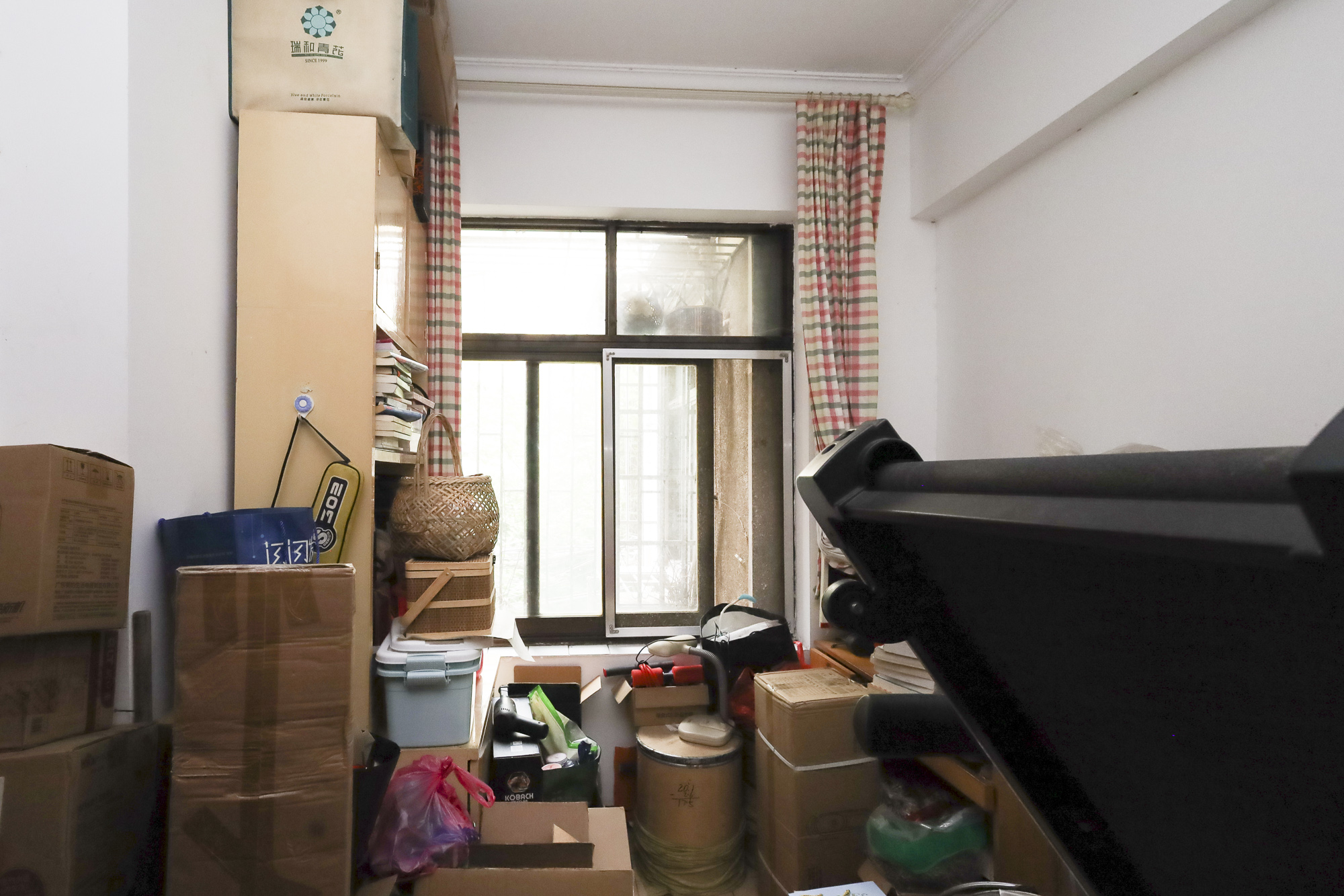 银盆南路62号小区(盐业公司宿舍)  3室2厅1卫    84.6万卧室