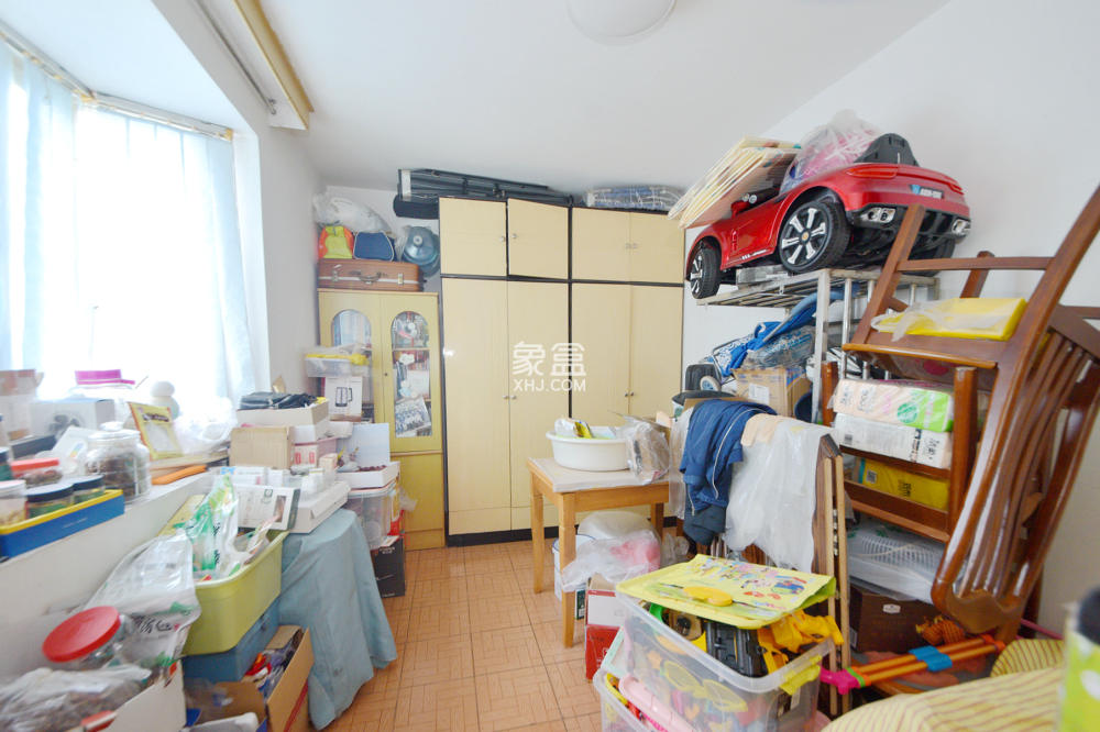 長沙卷煙廠高層小區(qū)  3室1廳1衛(wèi)   76.00萬