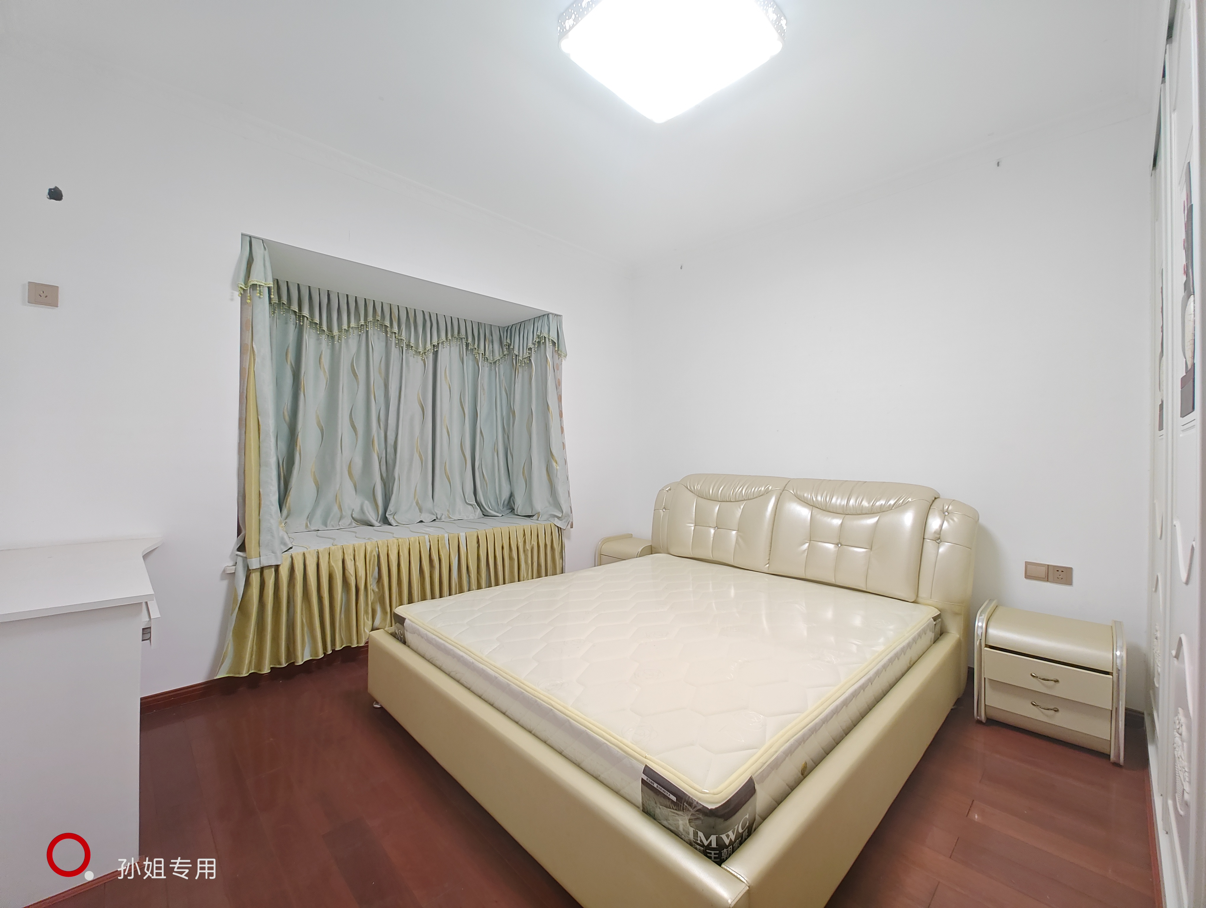 冠都现代城（冠都幸福彼岸）  0室0厅0卫   2200.00元/月室内图1