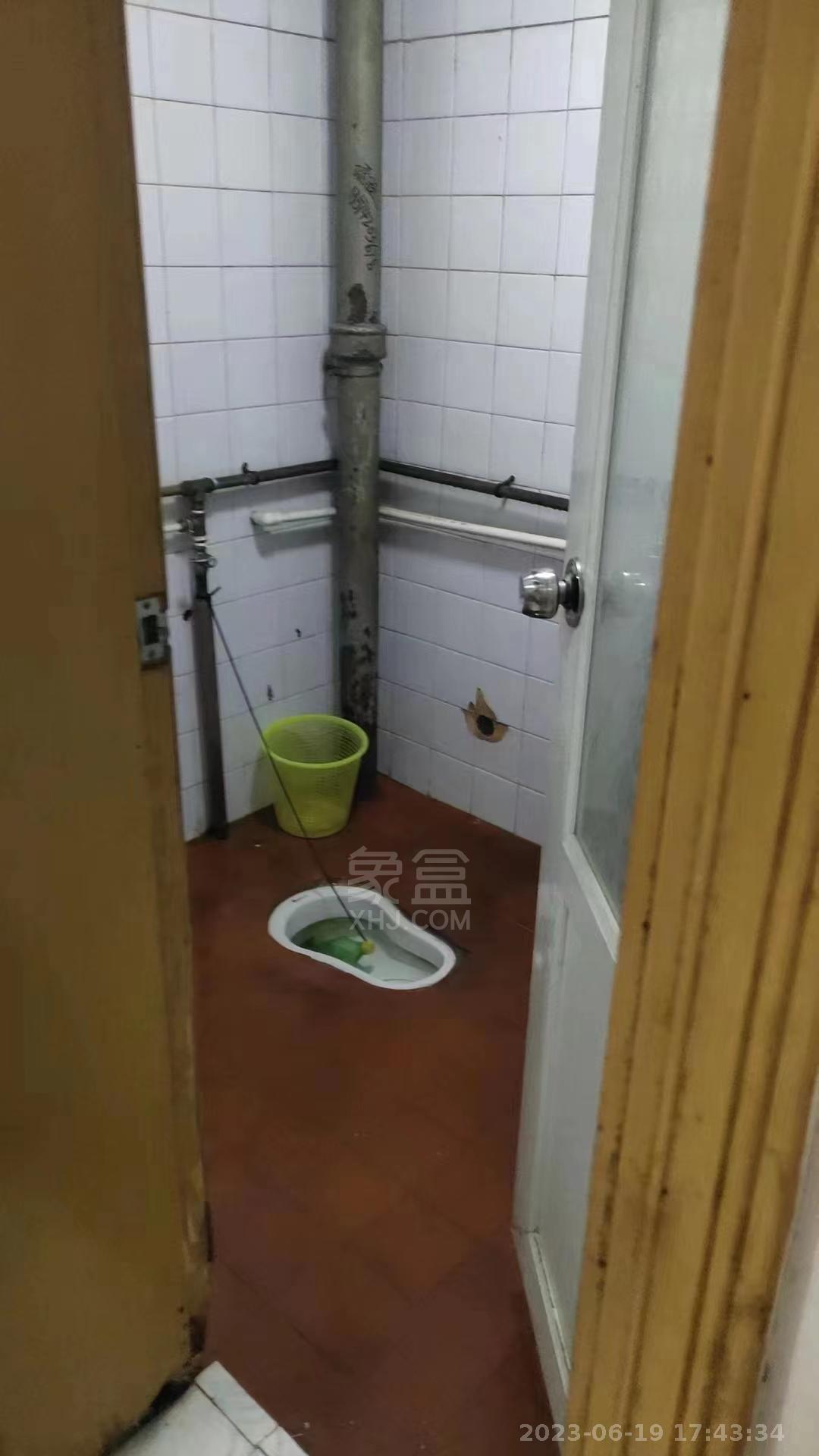 栗树街散盘 2室2厅1卫 1000.00元/月 栗树街散盘 2室2厅1卫 1000.00元/月室内图