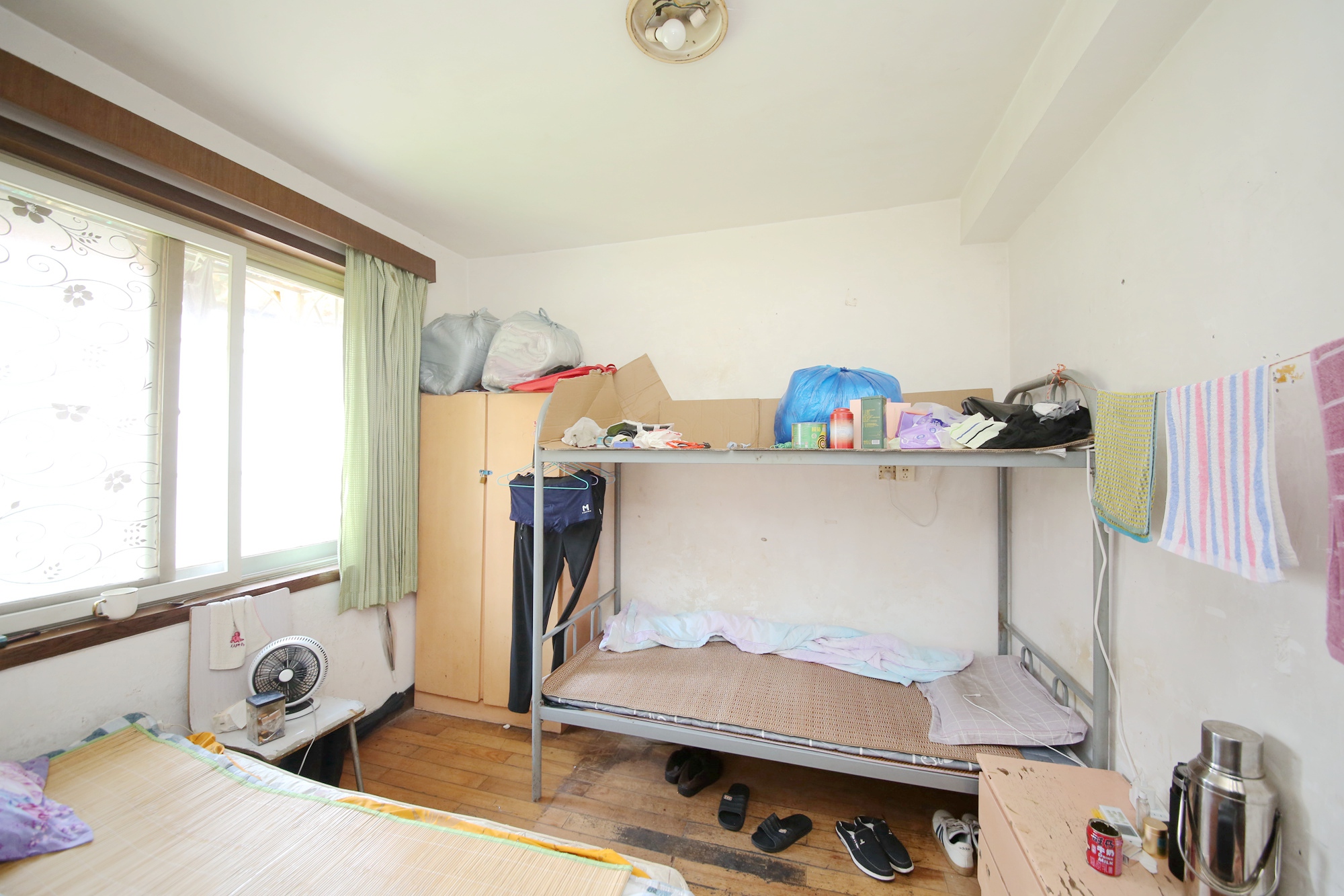 朝阳一、二村  3室1厅1卫   56.00万卧室