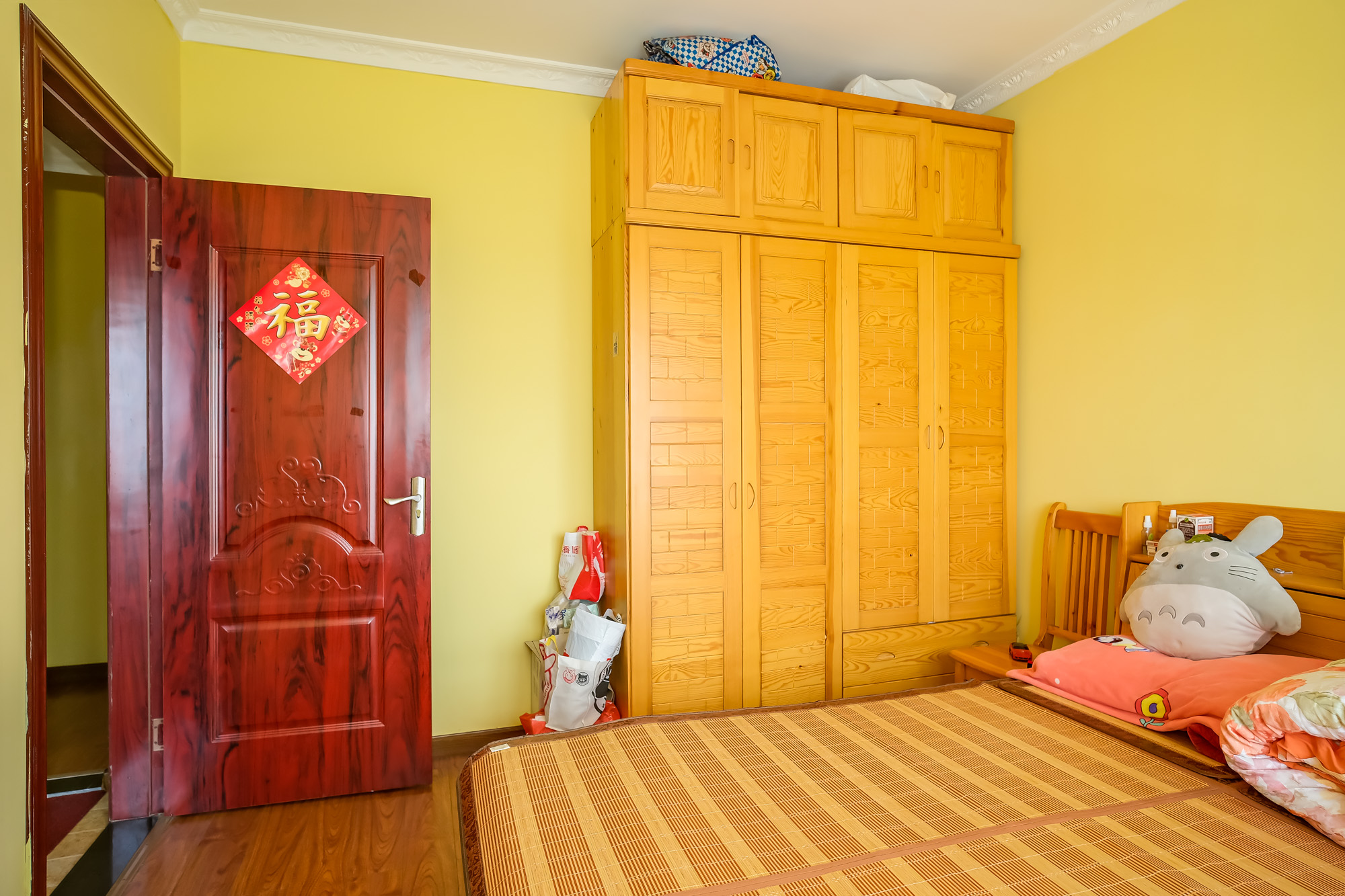 蝴蝶谷 3室2厅1卫 68.8万 蝴蝶谷 3室2厅1卫 68.8万卧室