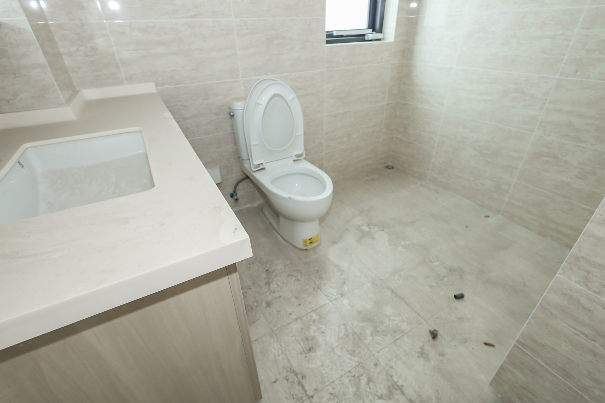 金辉优步花园  3室2厅2卫   126.00万 金辉优步花园  3室2厅2卫   126.00万卫生间