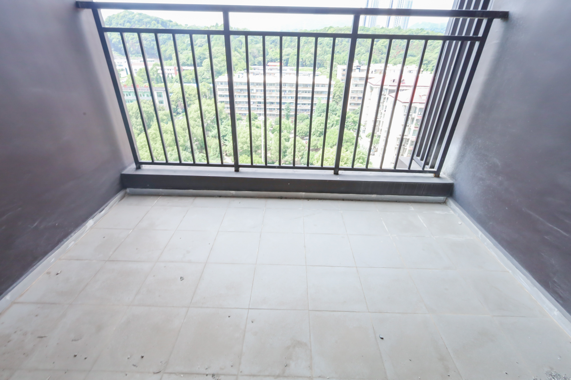 金辉优步花园  3室2厅2卫   126.00万 金辉优步花园  3室2厅2卫   126.00万卧室