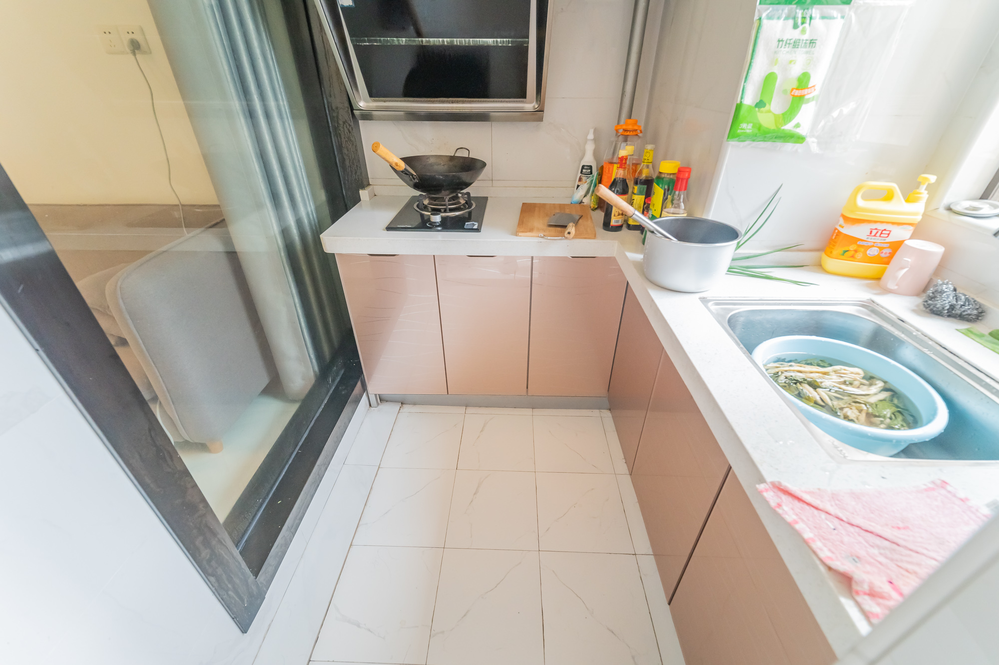 国泰九龙湾 1室1厅1卫 34.6万 国泰九龙湾 1室1厅1卫 34.6万厨房