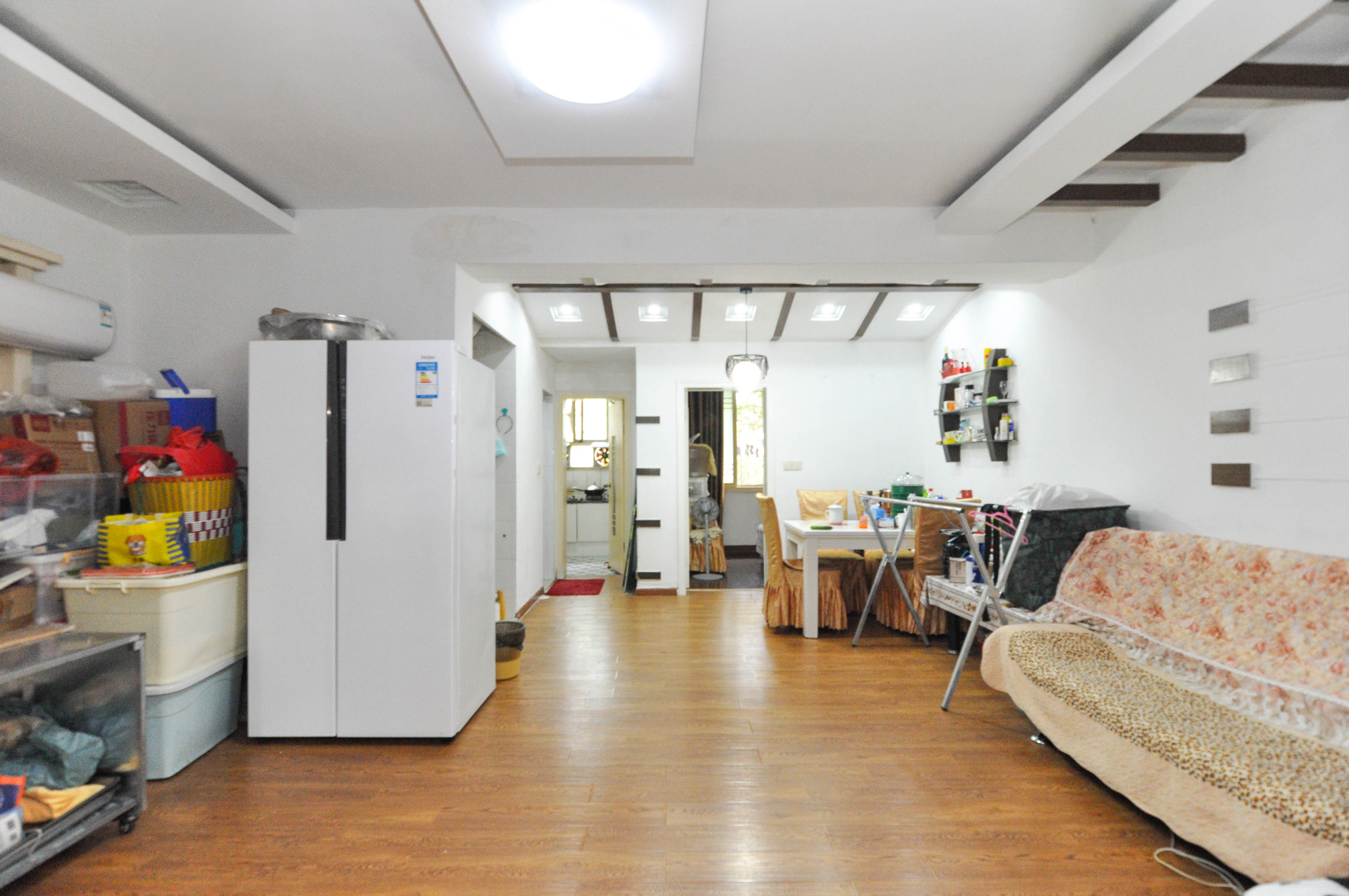 欣欣新村  2室1厅1卫   48.00万客厅