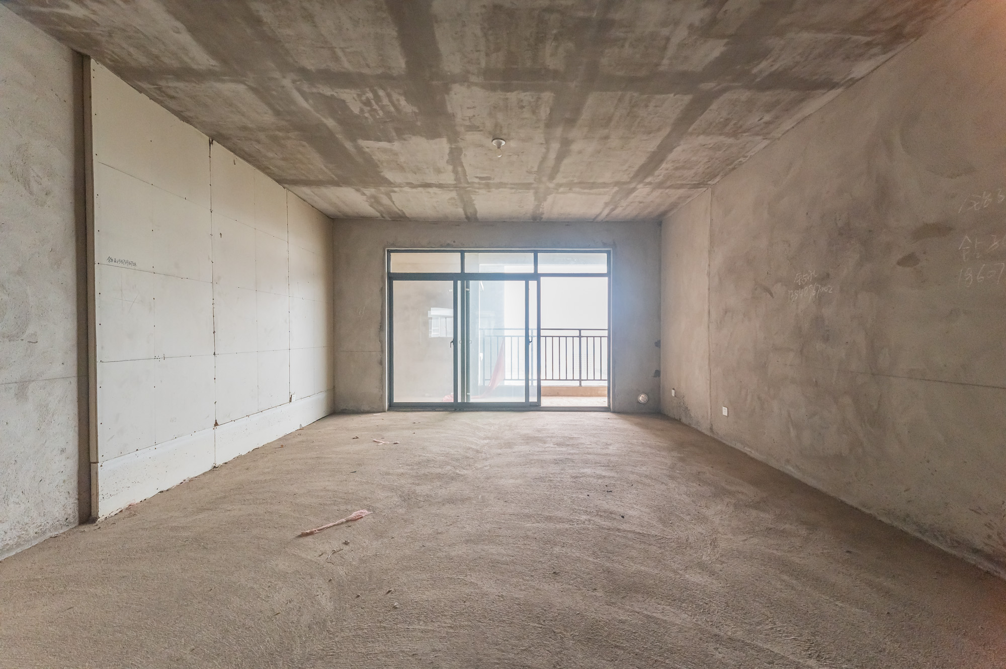 星电恬园  3室2厅2卫   103.80万 星电恬园  3室2厅2卫   103.80万客厅