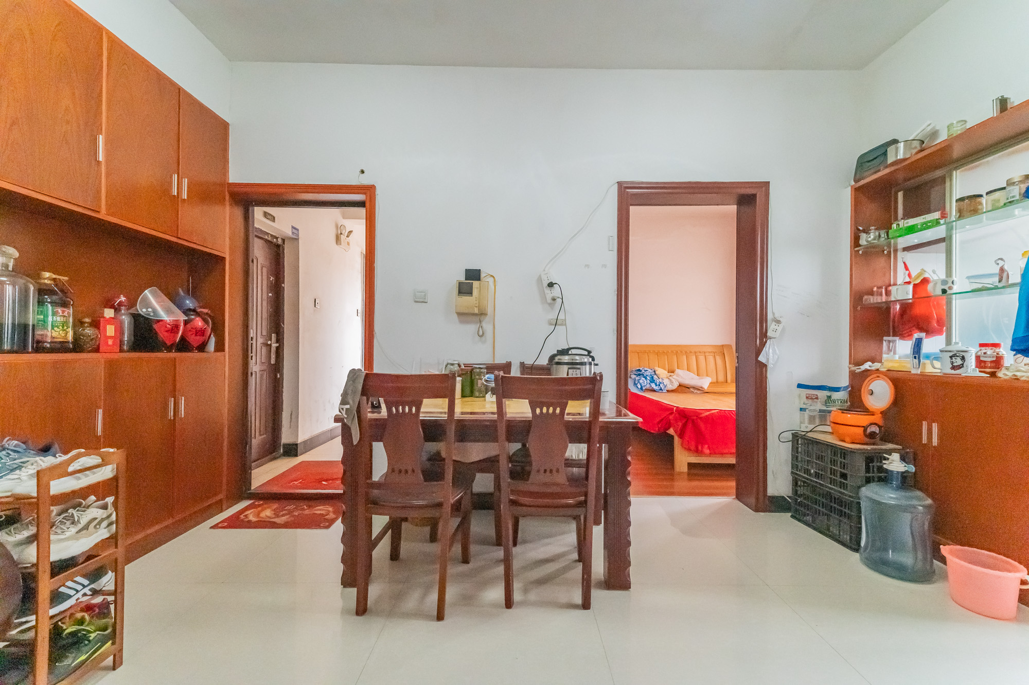 爱琴海岸 2室2厅1卫 45.0万 爱琴海岸 2室2厅1卫 45.0万客厅