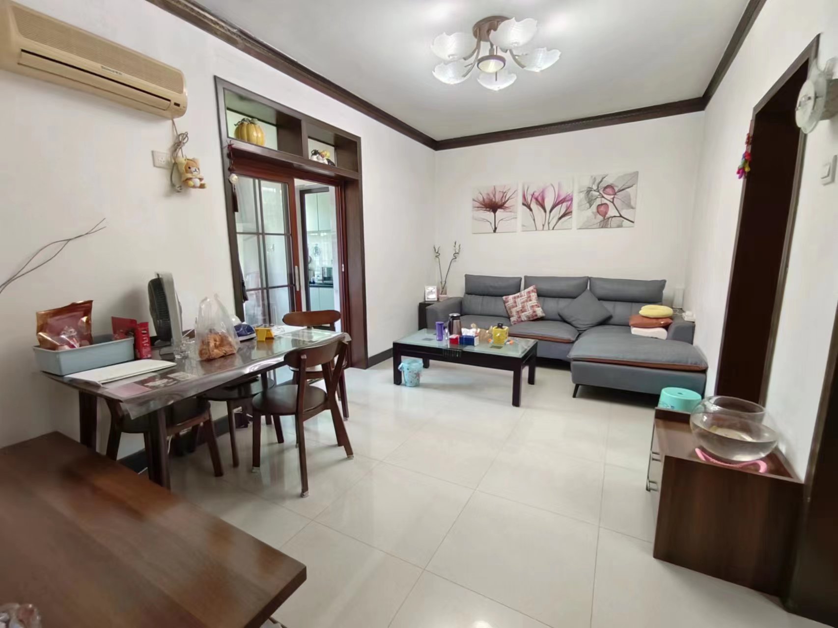 滨江一村 2室2厅2卫 32.8万 滨江一村 2室2厅2卫 32.8万室内图