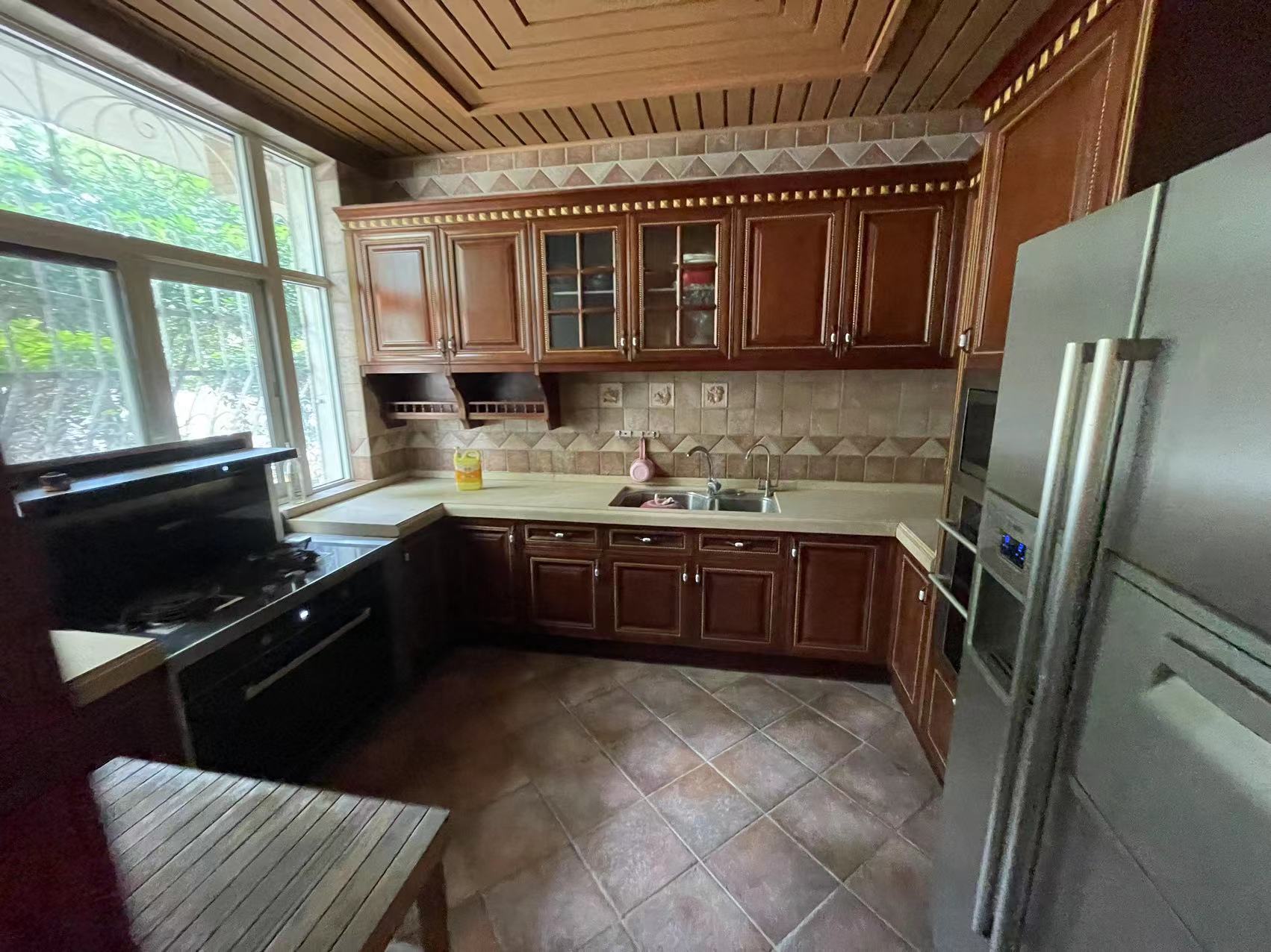 海创明珠别墅水景公馆 5室2厅4卫 298.0万 海创明珠别墅水景公馆 5室2厅4卫 298.0万室内图