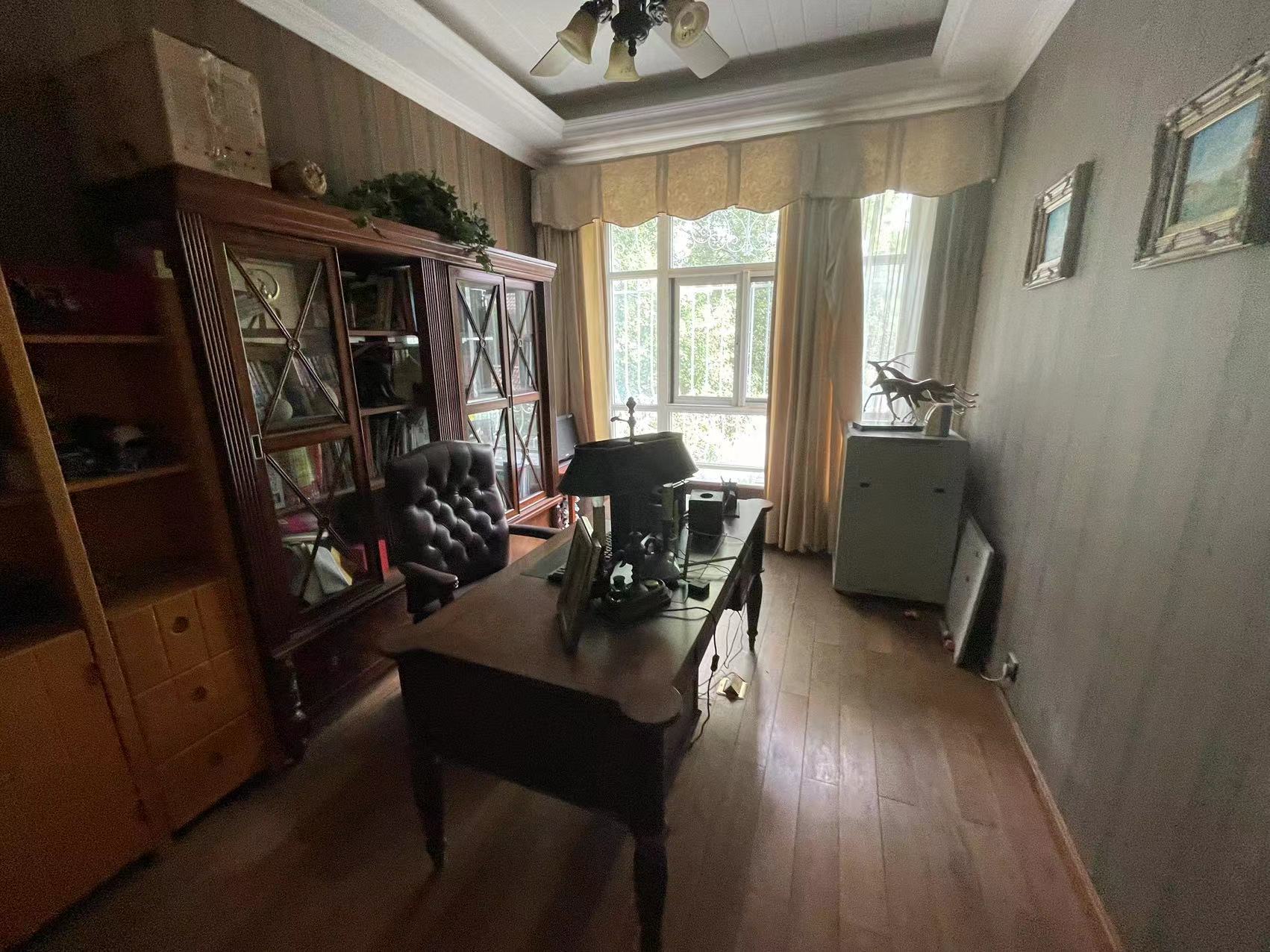 海创明珠别墅水景公馆 5室2厅4卫 298.0万 海创明珠别墅水景公馆 5室2厅4卫 298.0万室内图