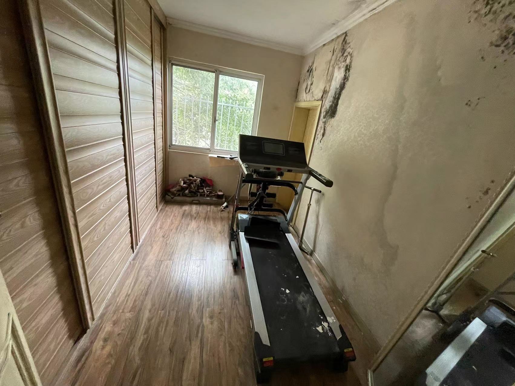 海创明珠别墅水景公馆 5室2厅4卫 298.0万 海创明珠别墅水景公馆 5室2厅4卫 298.0万室内图