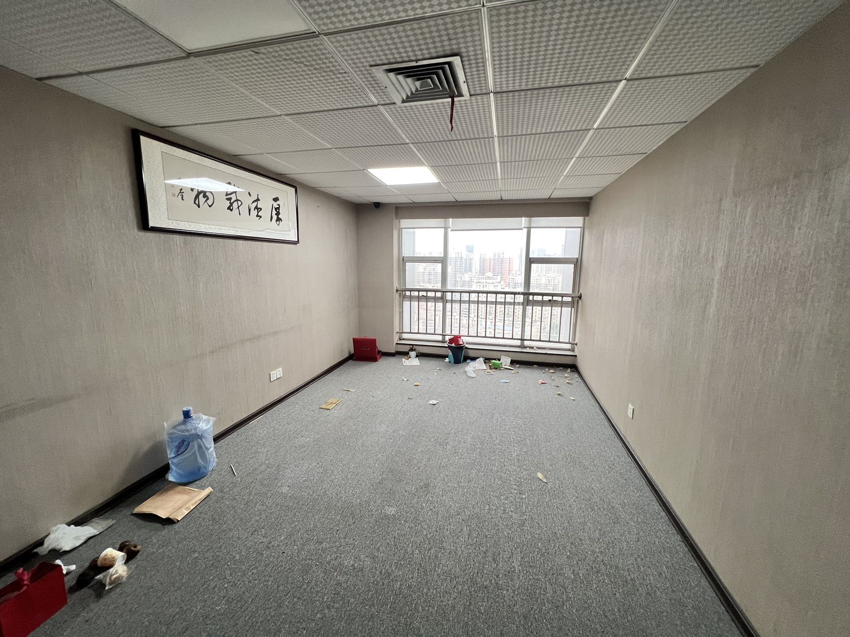 万利广场  2室2厅1卫   9000.00元/月室内图