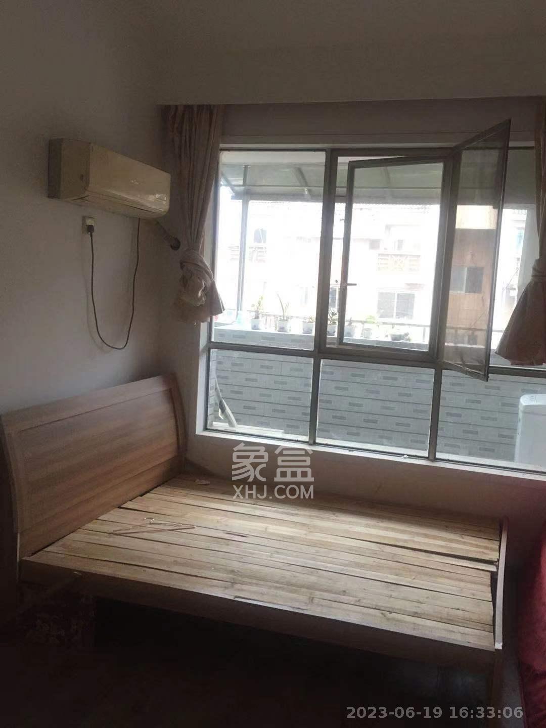 涉外花園  3室2廳1衛(wèi)   1600.00元/月室內(nèi)圖