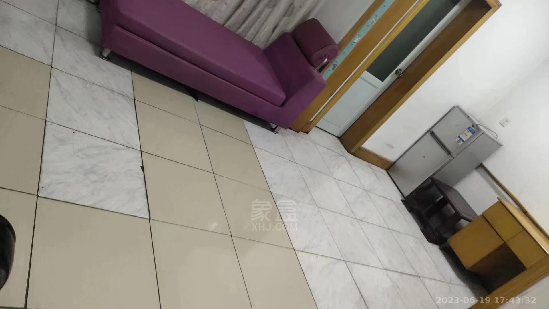 栗树街散盘 2室2厅1卫 1000.00元/月 栗树街散盘 2室2厅1卫 1000.00元/月室内图