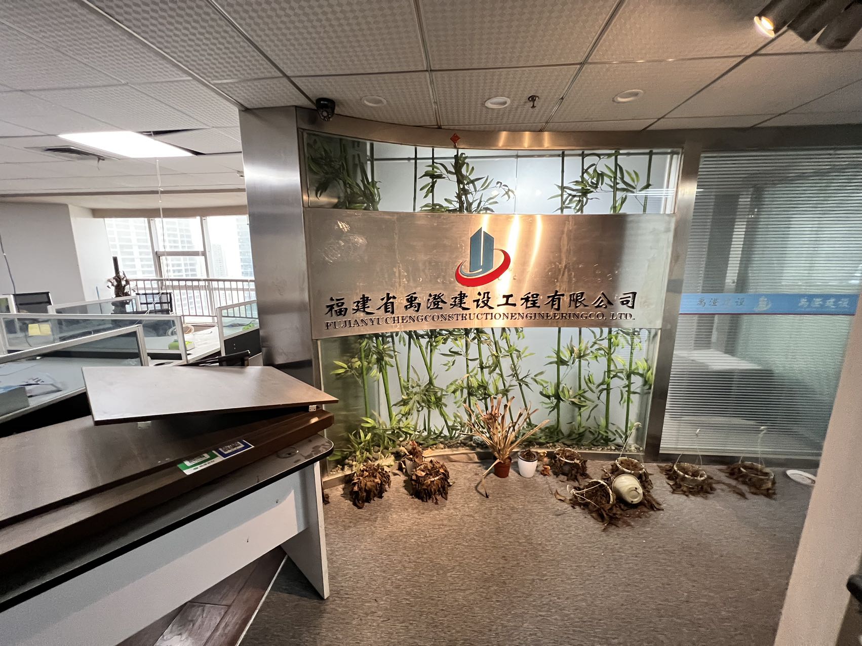 万利广场  2室2厅1卫   9000.00元/月室内图