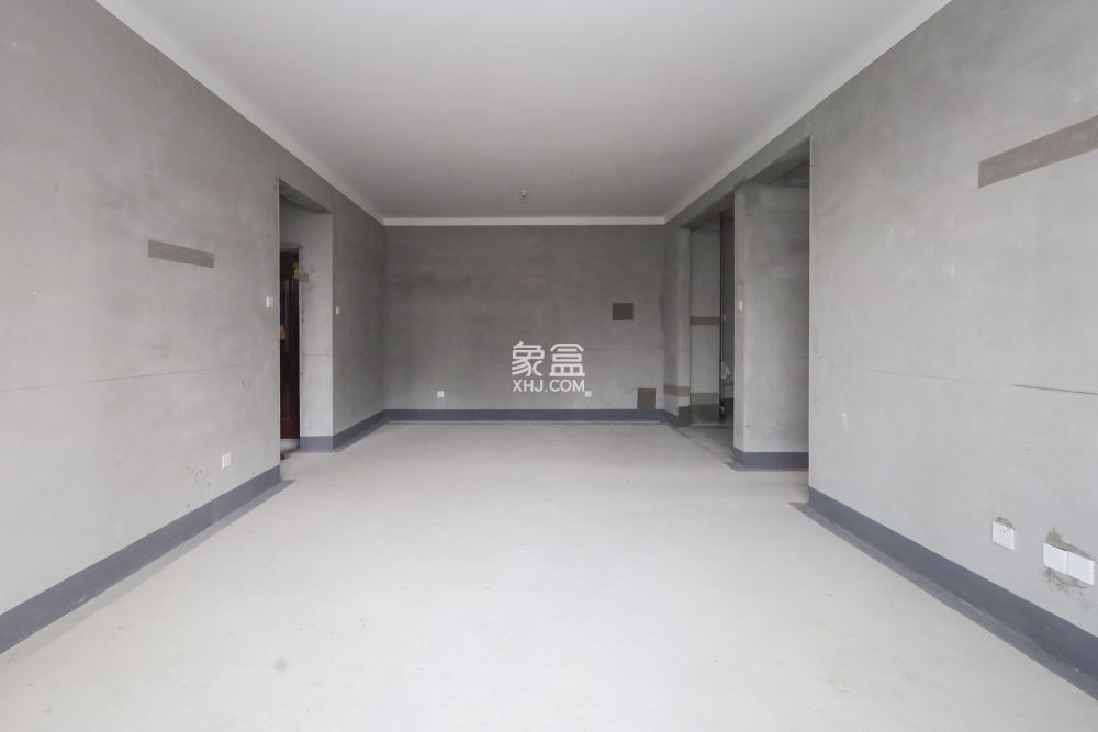 蓝光雍锦阁  3室2厅2卫    179.0万