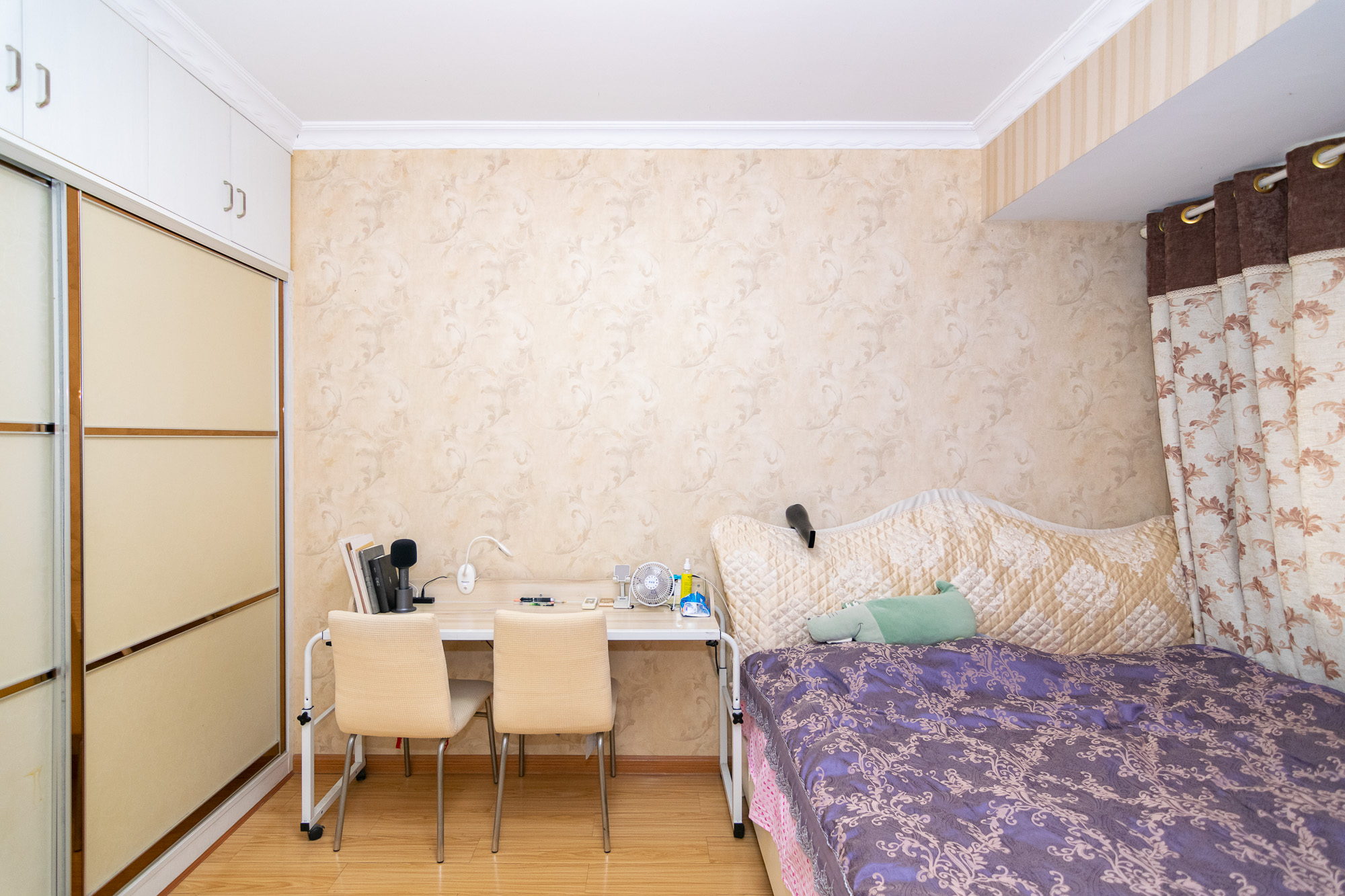 新城国际花都 2室2厅1卫 60.0万 新城国际花都 2室2厅1卫 60.0万卧室