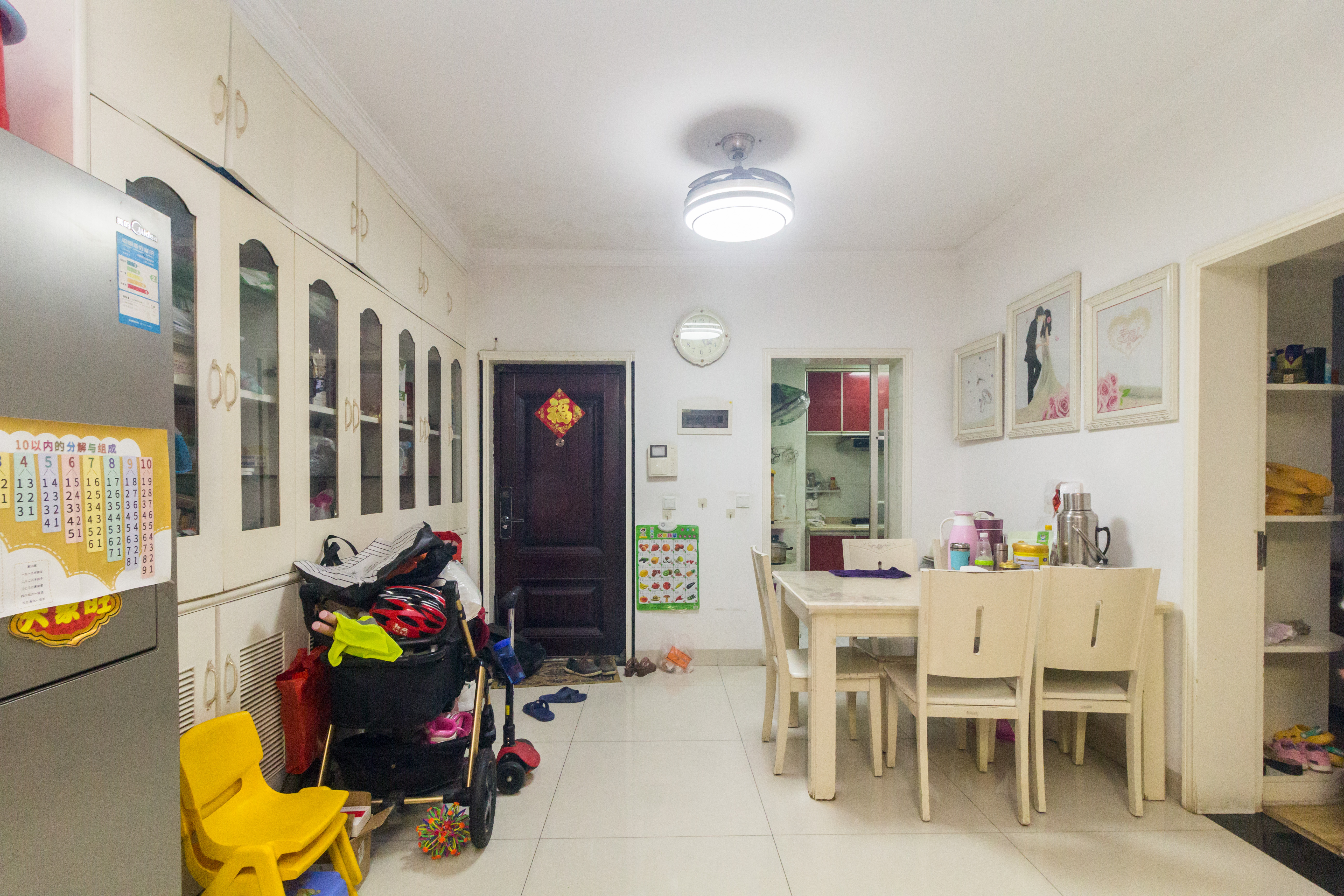 时代星城 2室2厅1卫 59.8万 时代星城 2室2厅1卫 59.8万客厅