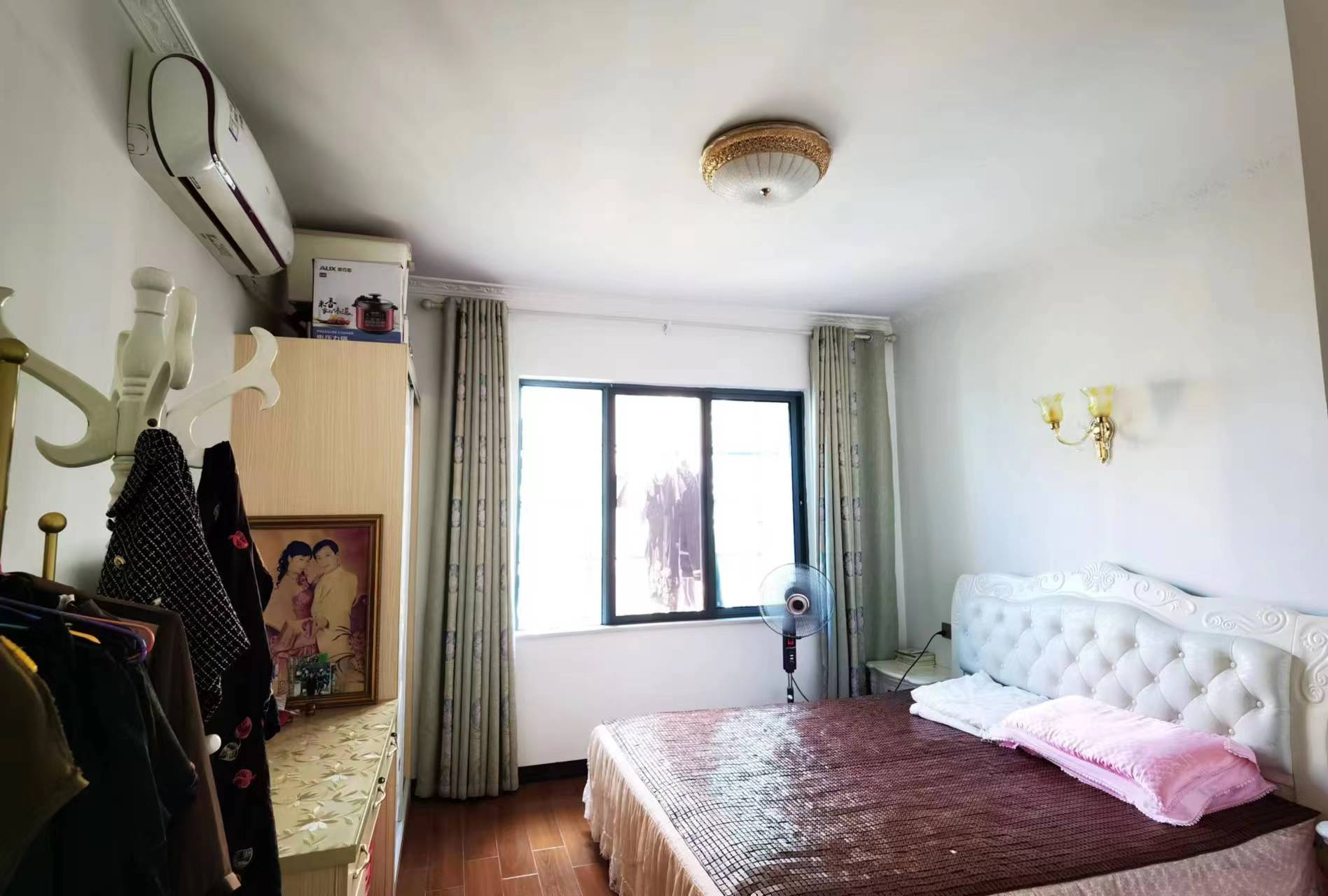 上善国际(翰林府)  3室2厅2卫    89.8万 上善国际(翰林府)  3室2厅2卫    89.8万室内图