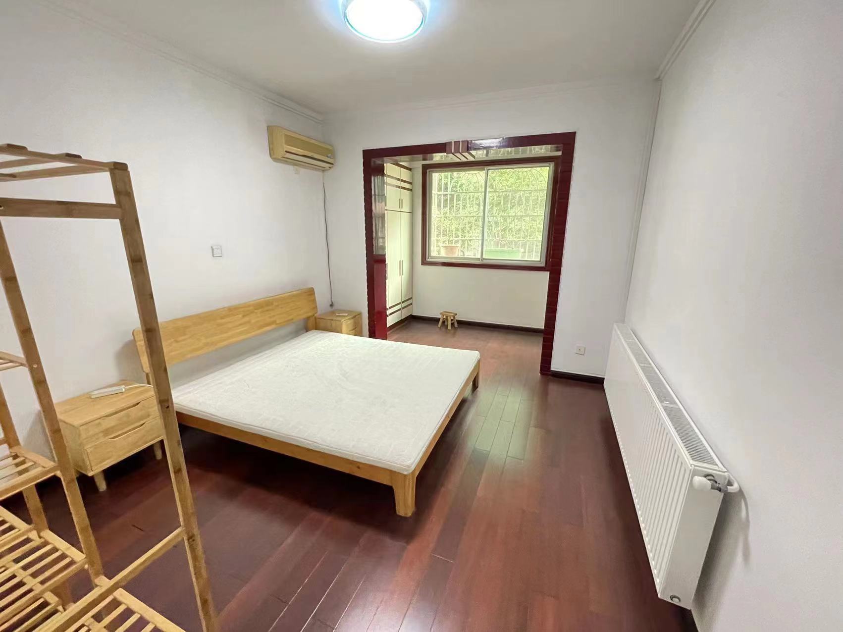 银苑小区 4室2厅2卫 75.0万 银苑小区 4室2厅2卫 75.0万室内图