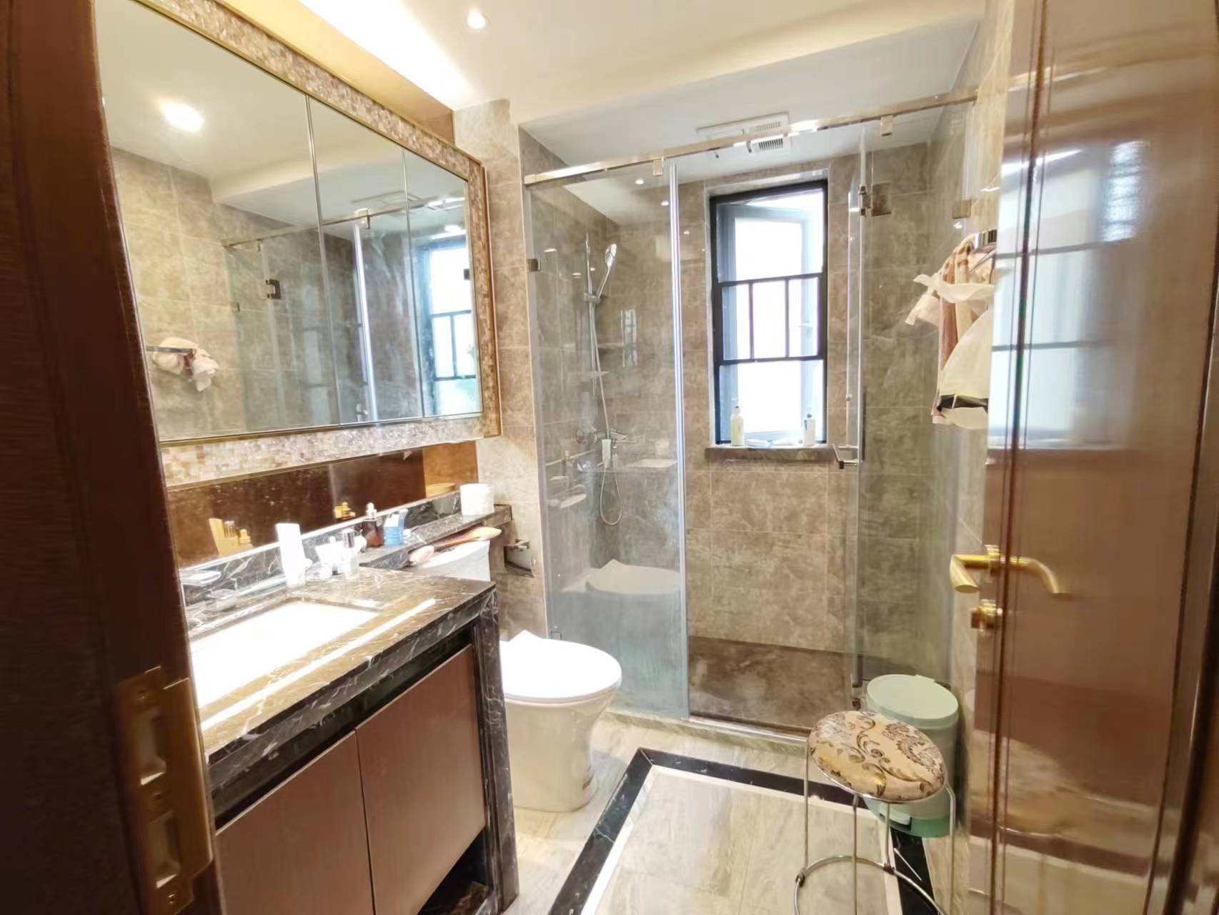 株洲恒大悦珑台 4室2厅2卫 133.98万 株洲恒大悦珑台 4室2厅2卫 133.98万室内图