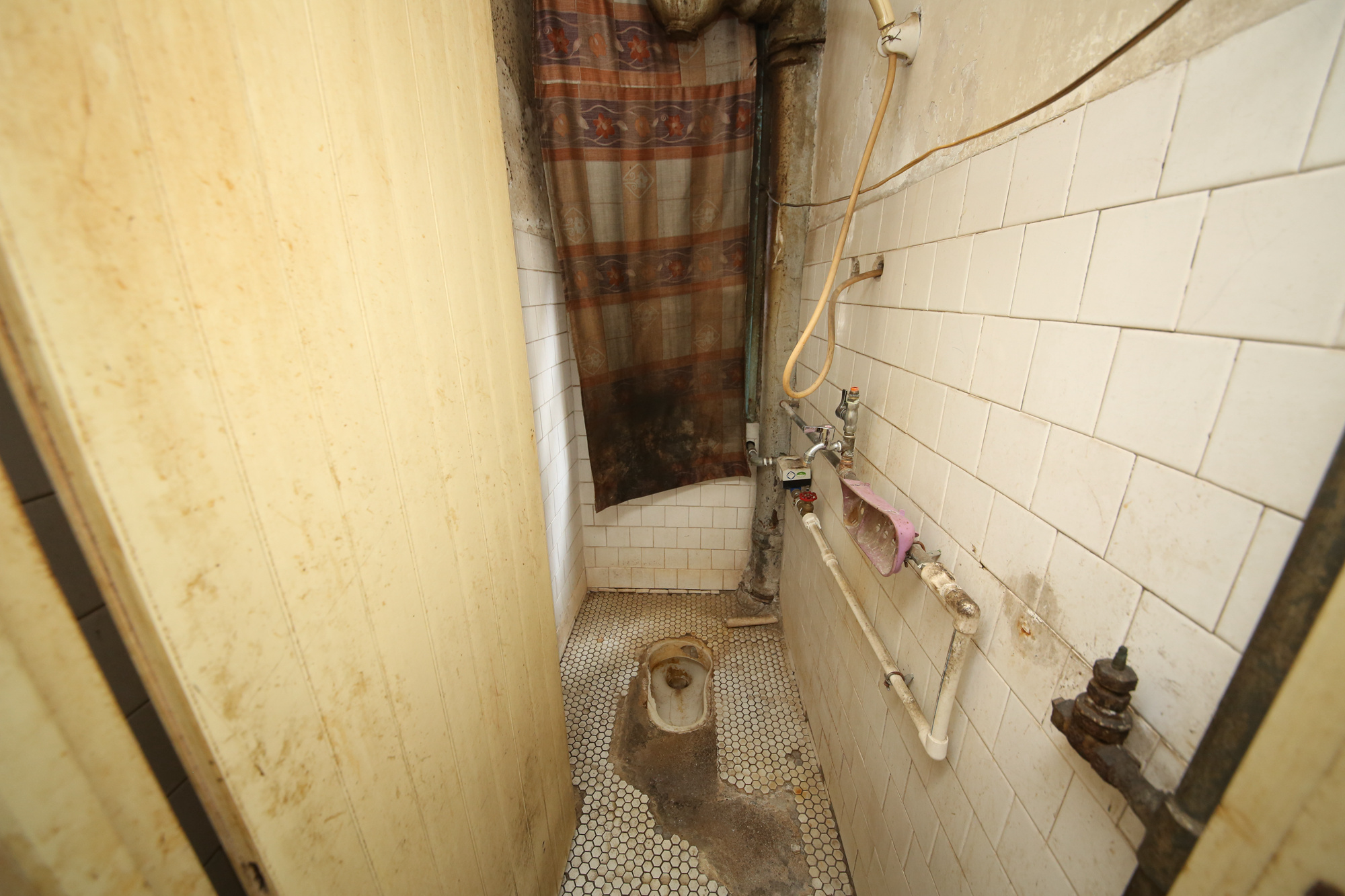 蒸菜街小区  2室1厅1卫   56.80万卫生间